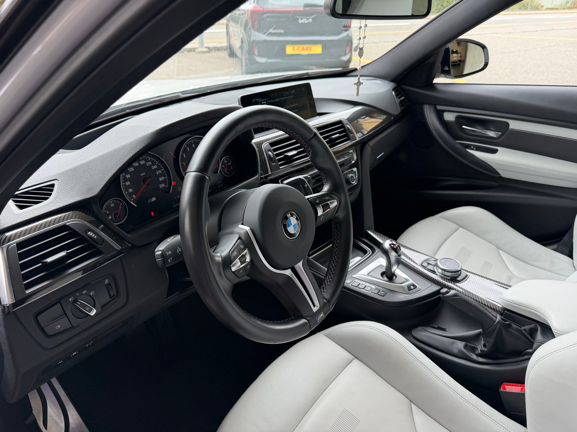 BMW M3 Drivelogic-image-12