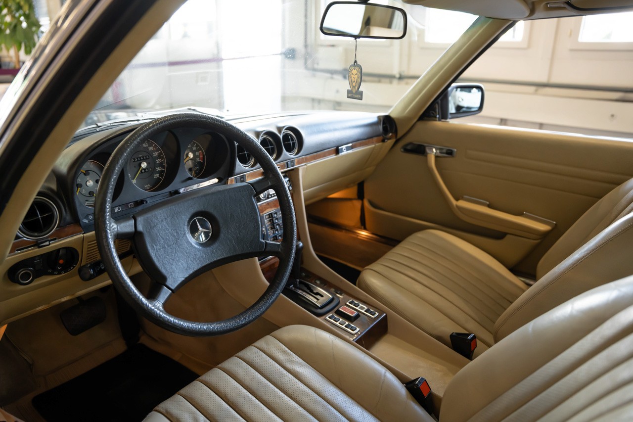 MERCEDES-BENZ 500 SLC-image-13