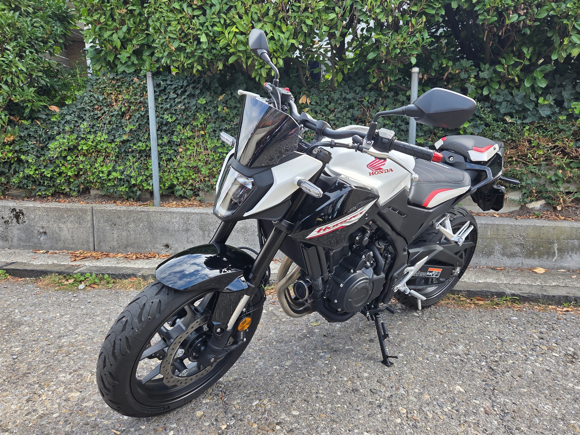 HONDA CB 500 Hornet-image-0