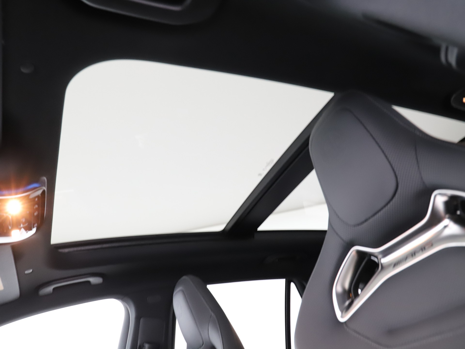 MERCEDES-BENZ GLC 53 AMG 4Matic+ 9G-Tro-image-11