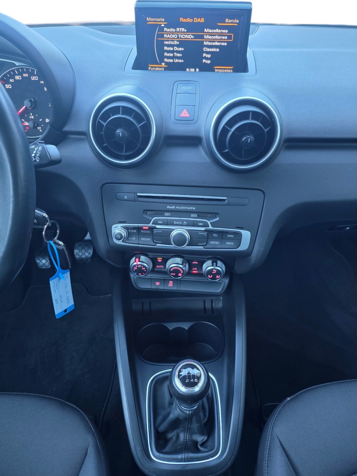 AUDI A1 Sportback 1.4 TFSI Sport-image-10