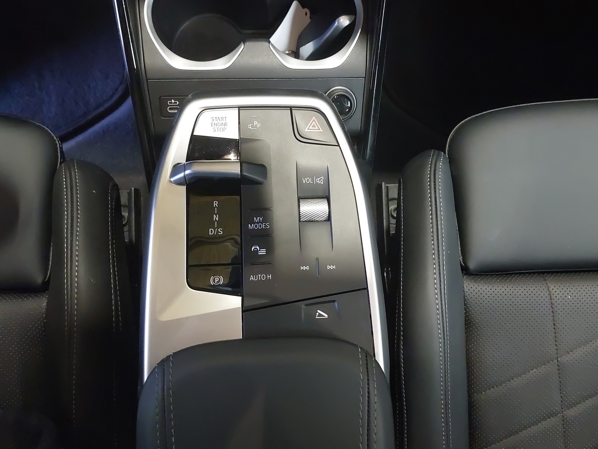 BMW X1 U11 30e xDrive paddles-image-9