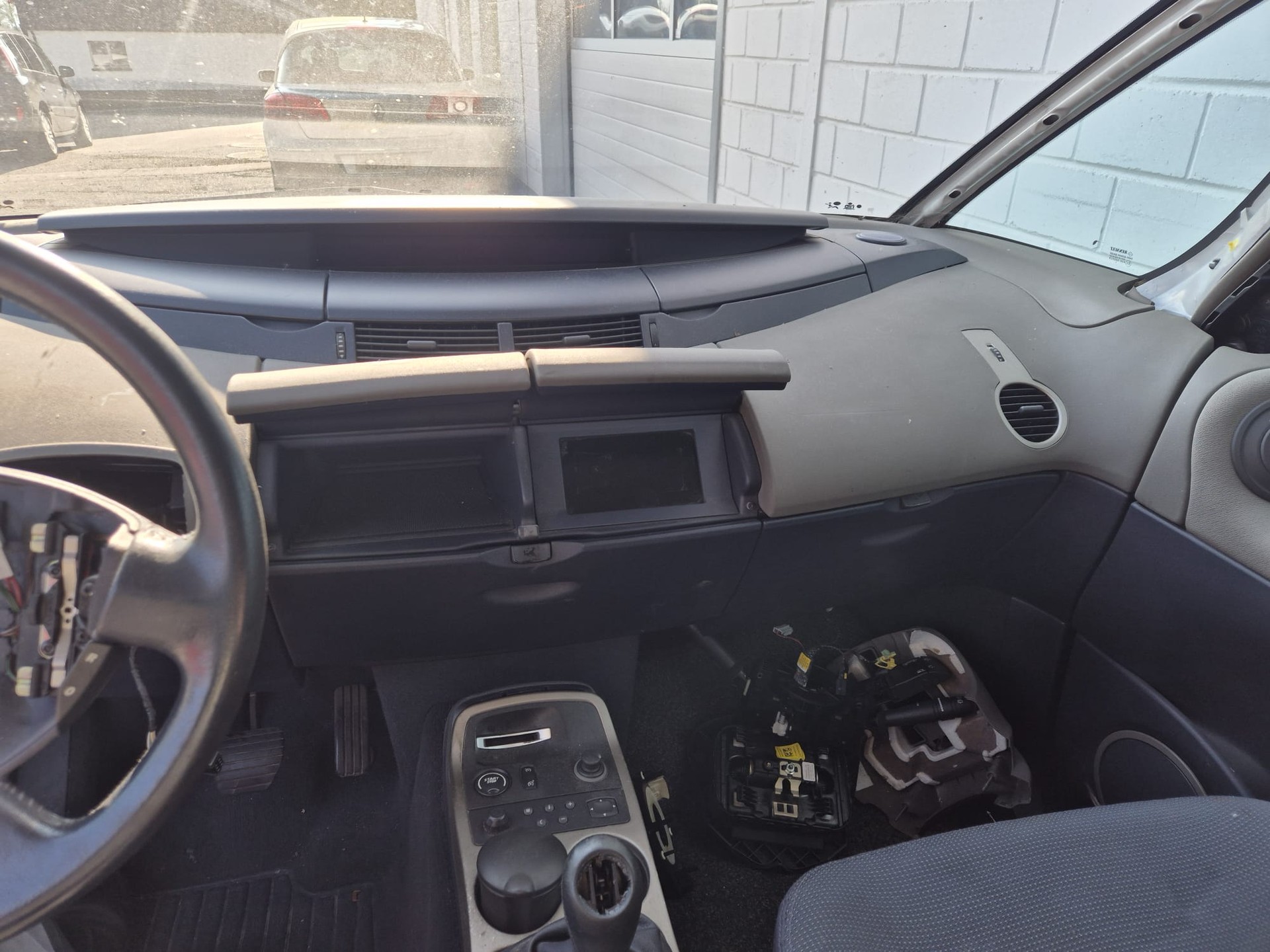 RENAULT ESPACE-image-5