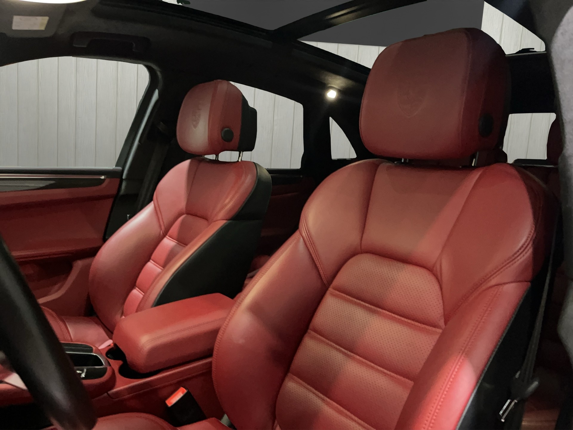 PORSCHE Macan Turbo PDK-image-15