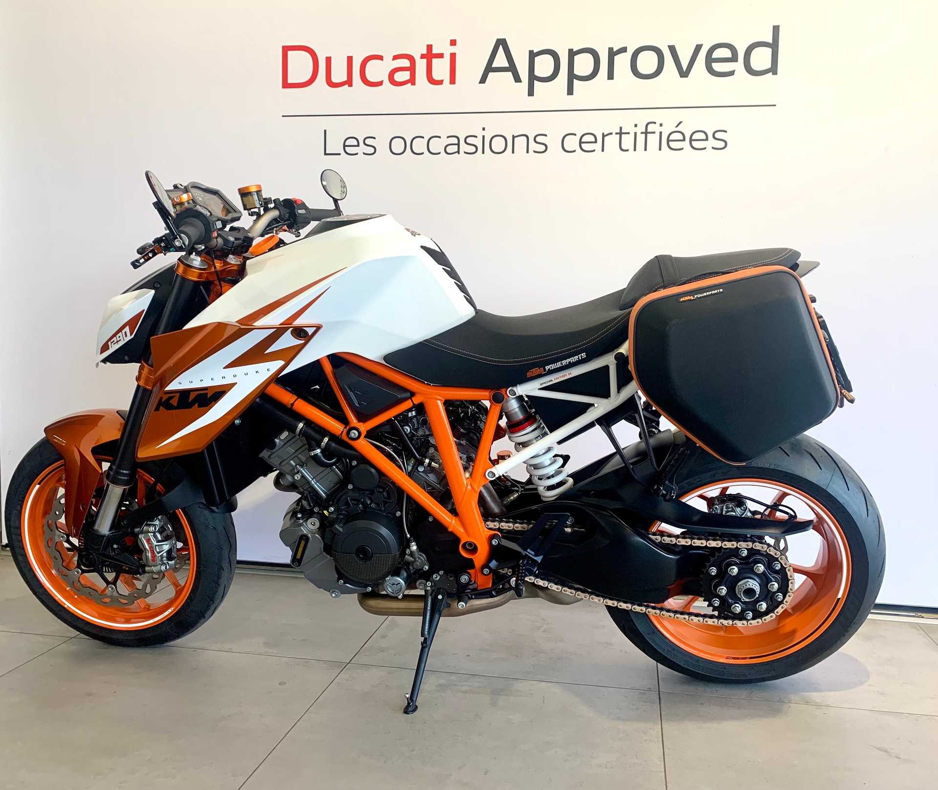 KTM 1290 Super Duke R Special Edition-image-4