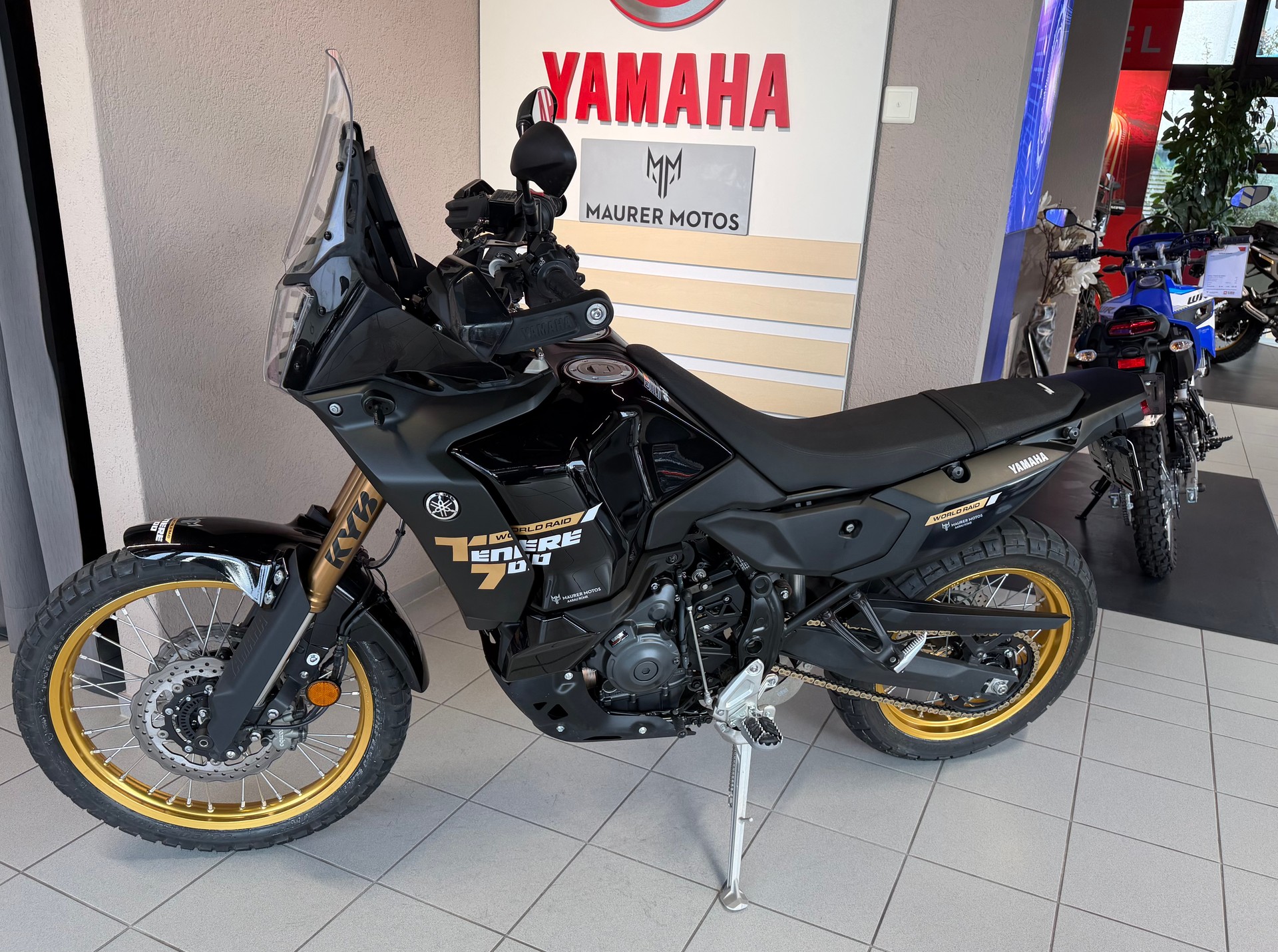 YAMAHA Wold Raid Black Edition 2-image-1