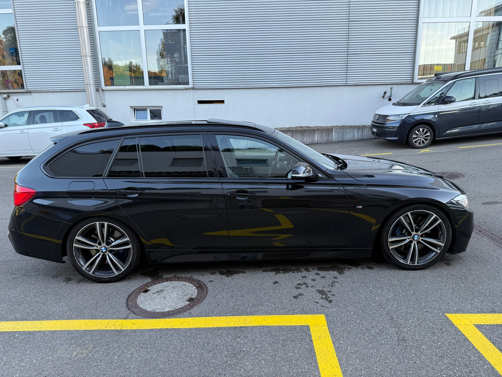 BMW 335d xDrive A-image-4