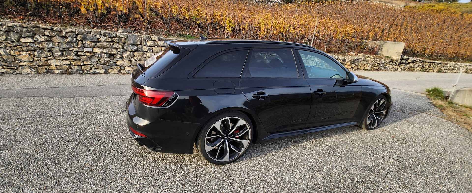 AUDI RS4 Avant 2.9 TFSI quattro tiptronic-image-7