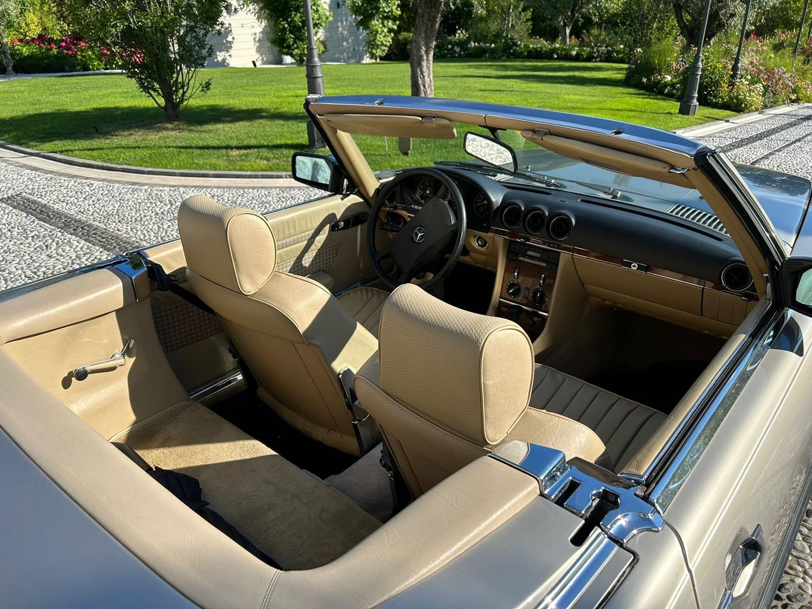 MERCEDES-BENZ 300 SL Automatic-image-4