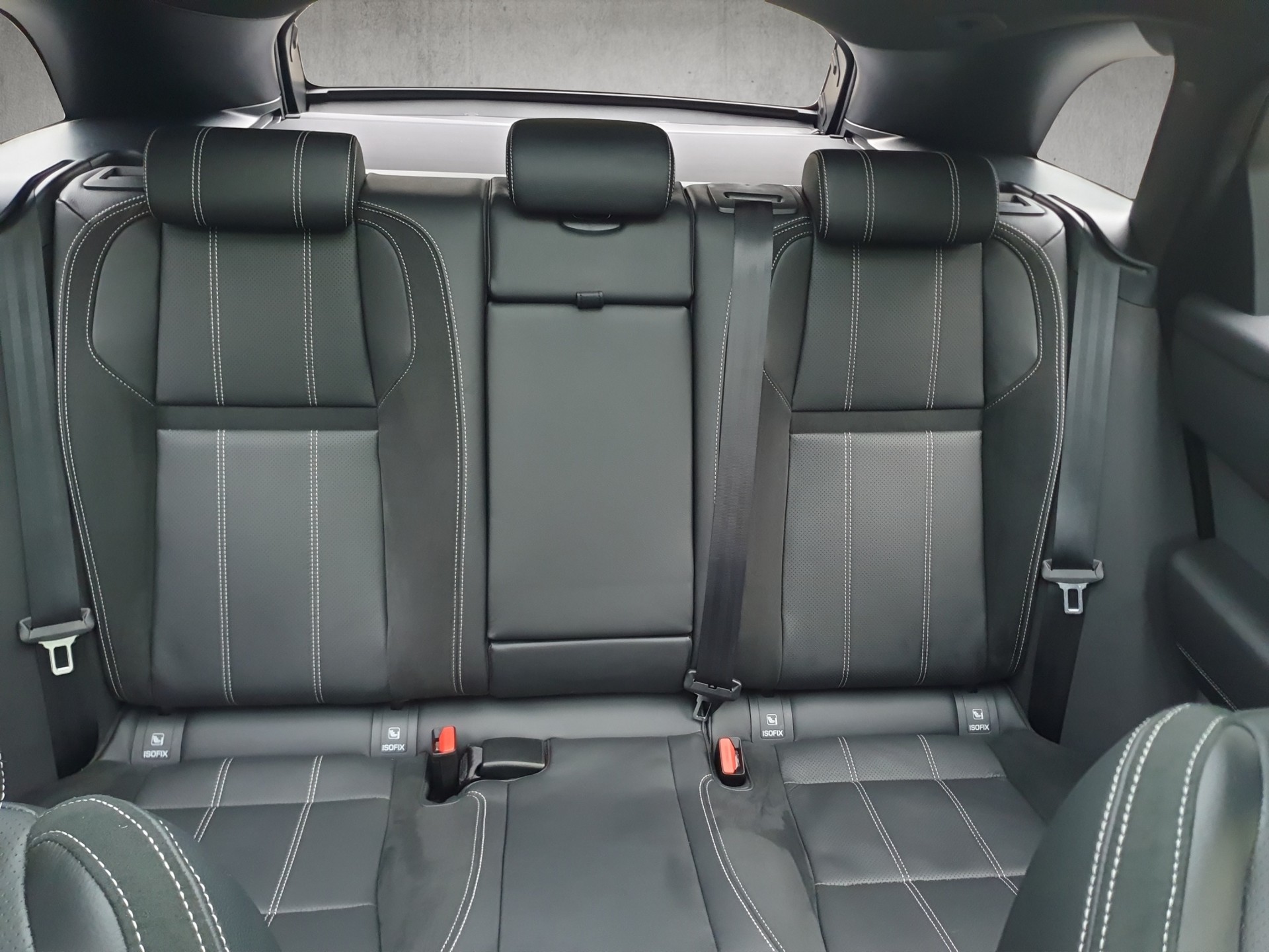 LAND ROVER RR Velar R-Dynamic D 300 S-image-17