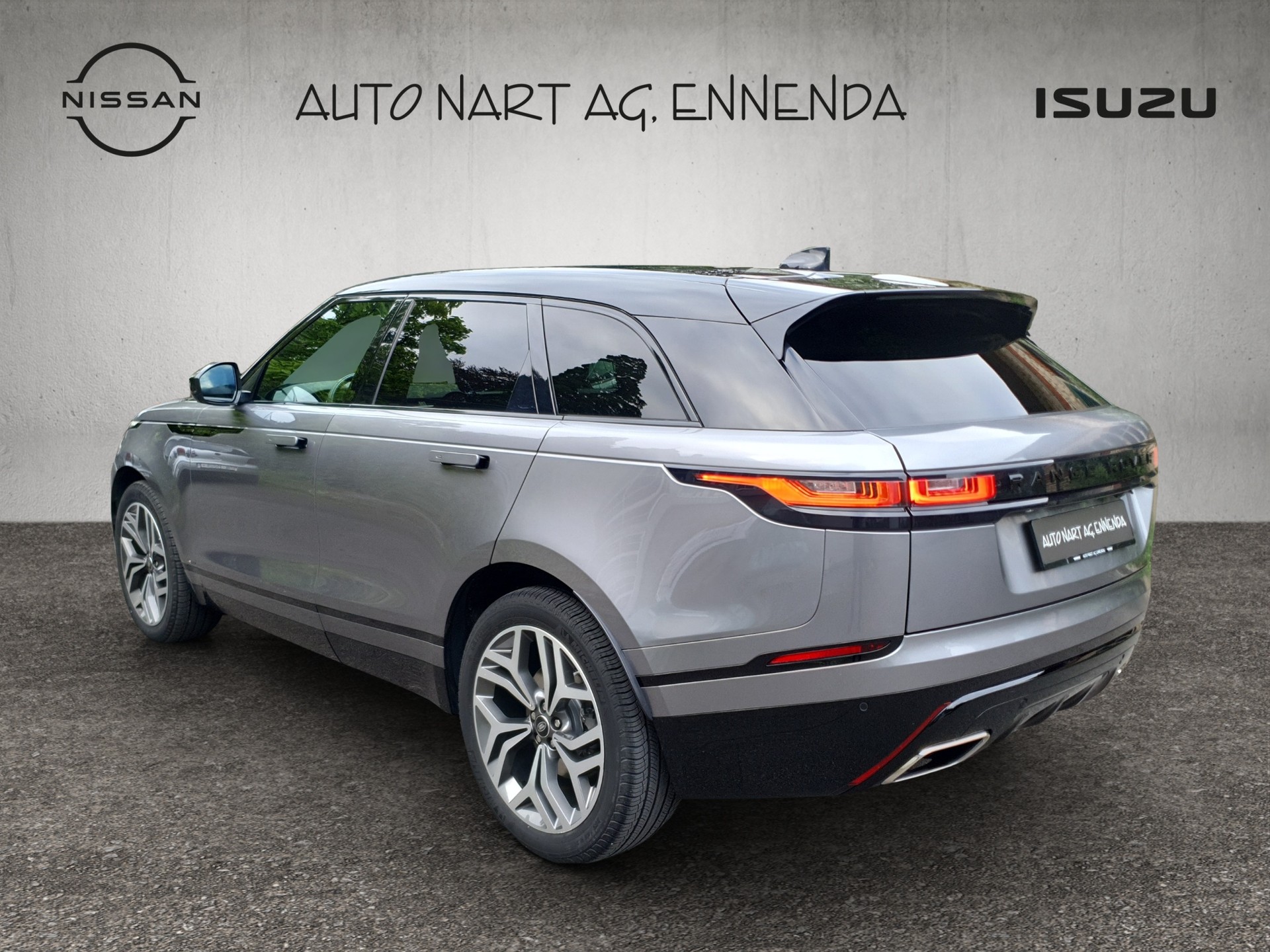 LAND ROVER RR Velar R-Dynamic D 300 S-showroom-element-2