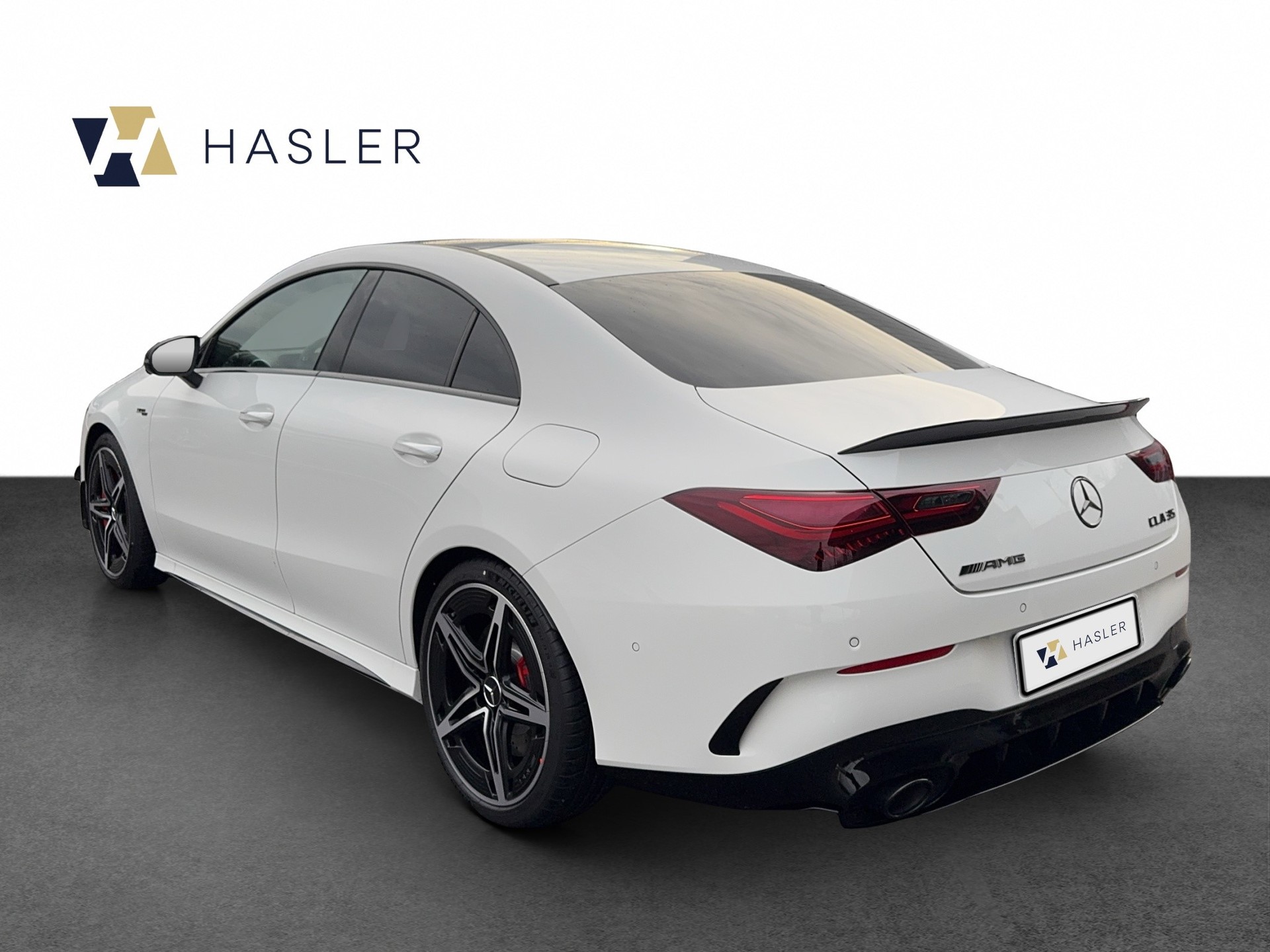 MERCEDES-BENZ CLA 35 AMG 4Matic 8G-DCT-showroom-element-3