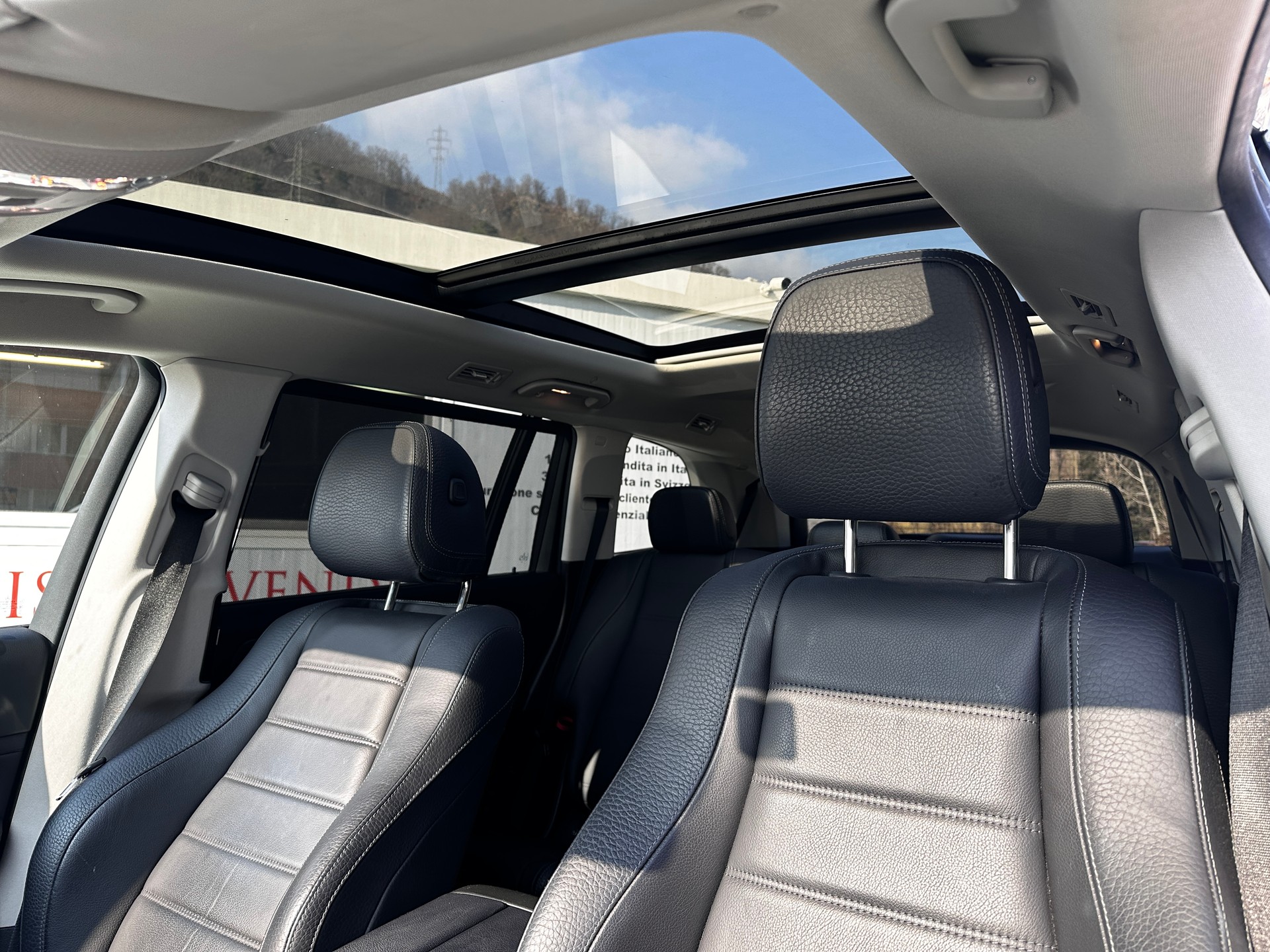 MERCEDES-BENZ GLS 350 d 4Matic 9G-Tronic-image-12