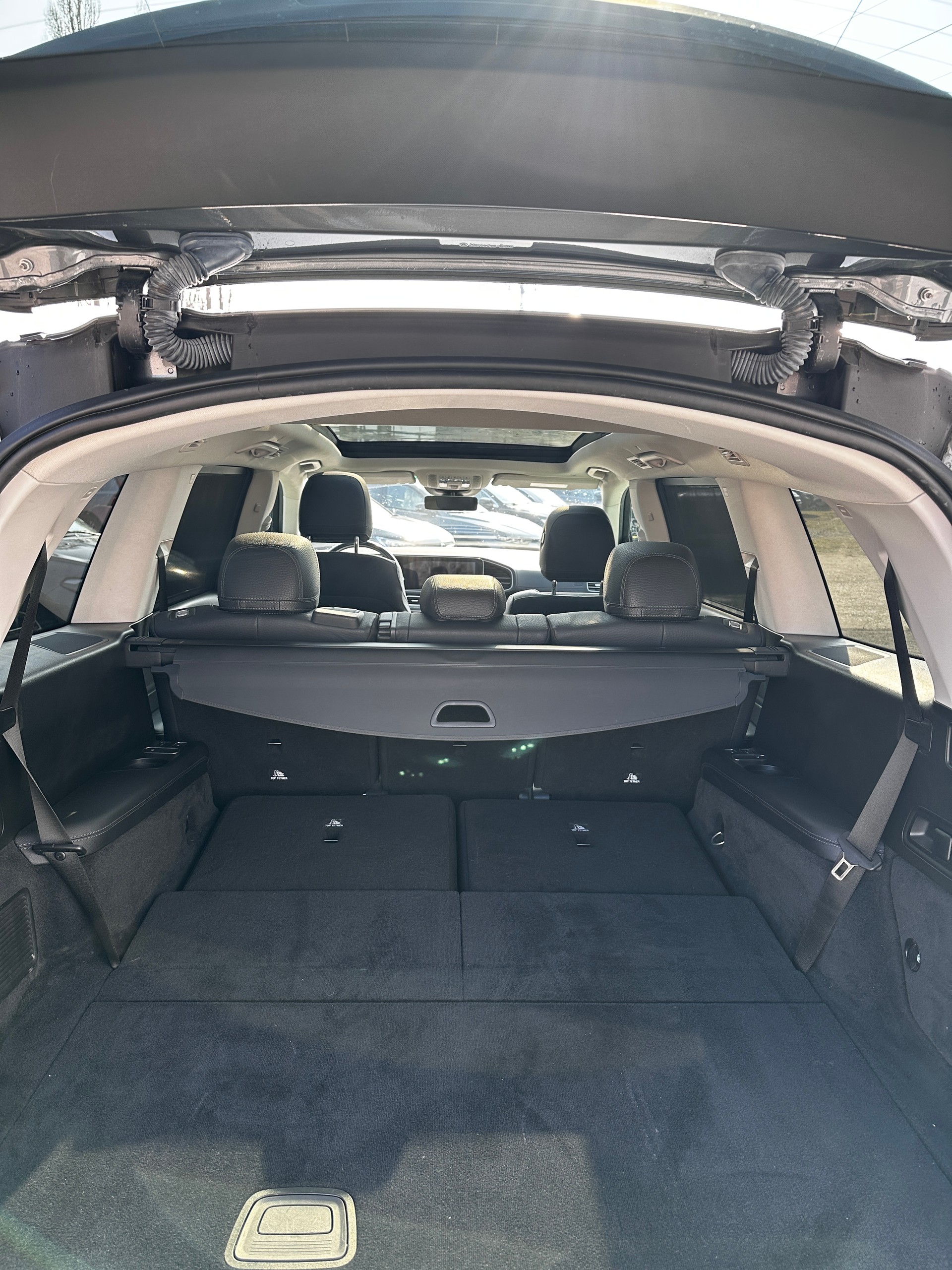 MERCEDES-BENZ GLS 350 d 4Matic 9G-Tronic-image-15