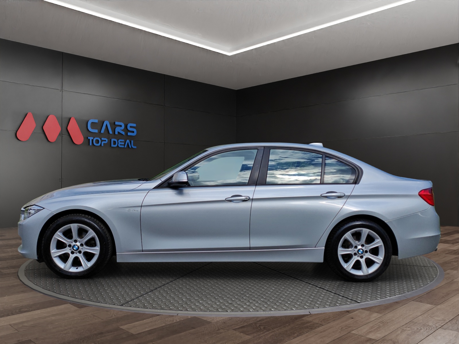 BMW 320i xDrive Steptronic [Expertise du jour + Garantie 12 mois + Service & Immat. Offerts]-showroom-element-2