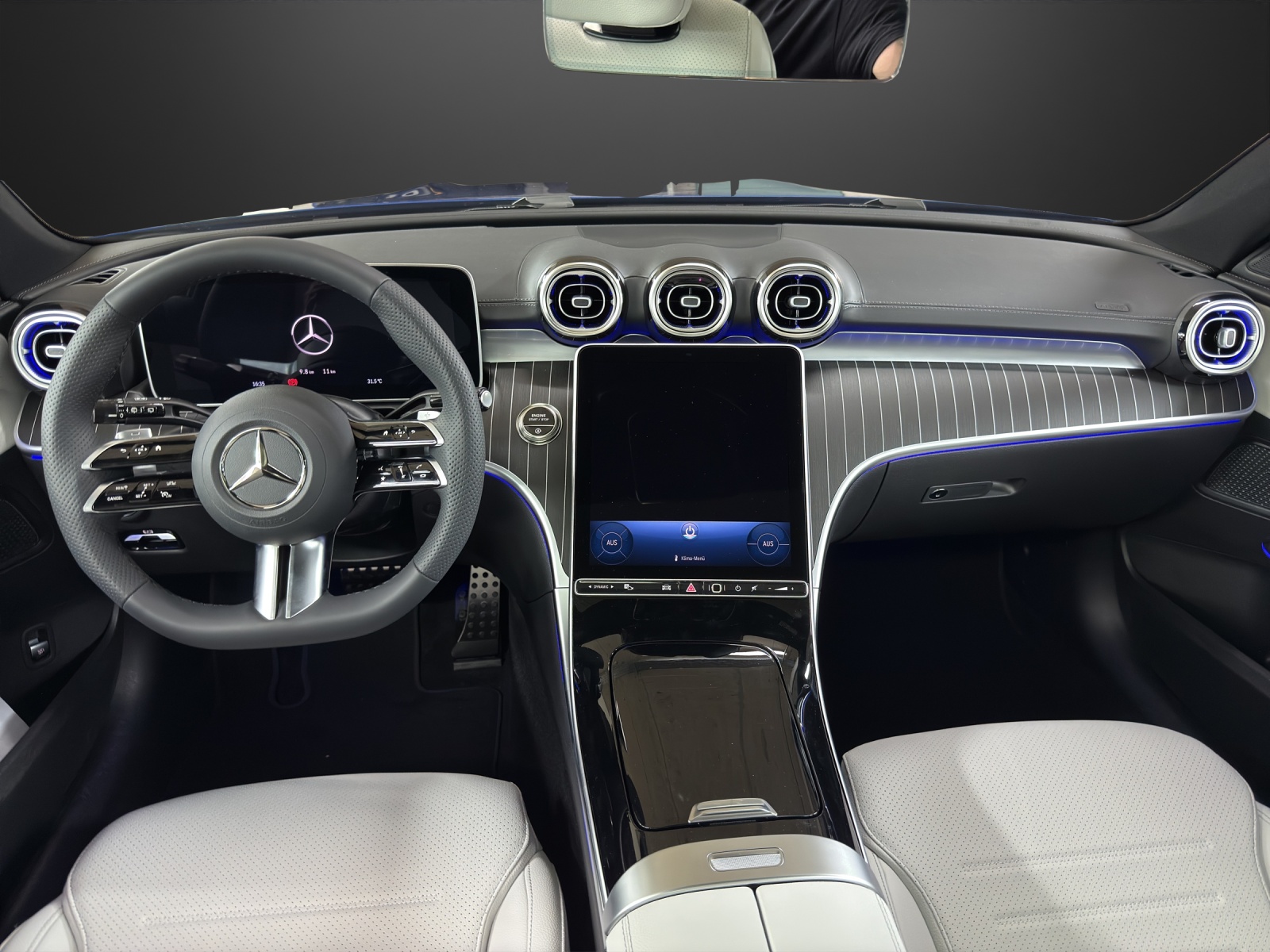 MERCEDES-BENZ C 220 d T 4 Matic-image-10