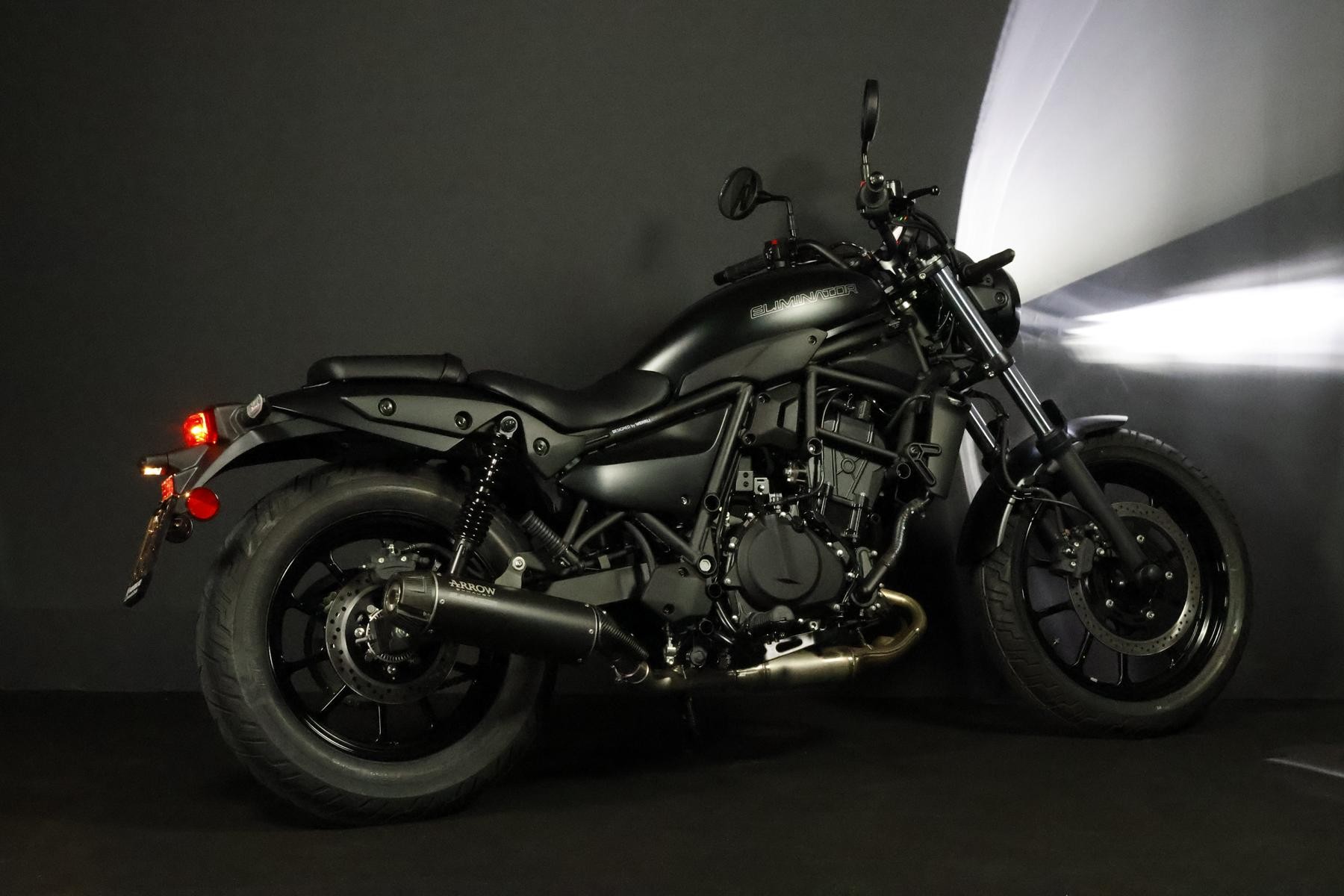 KAWASAKI Eliminator 500 Arrow-image-9