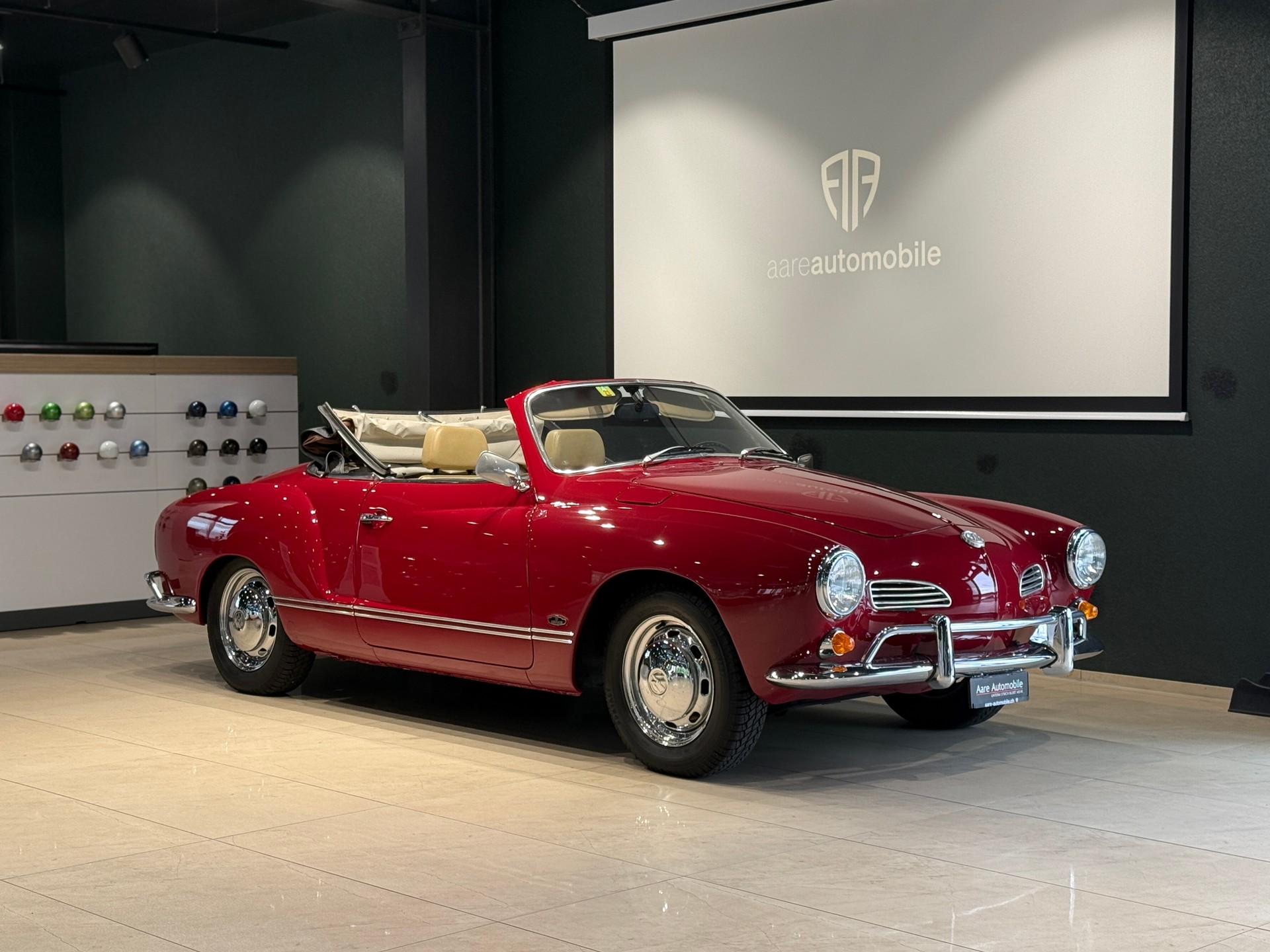 VW KARMANN-GHIA-showroom-element-1