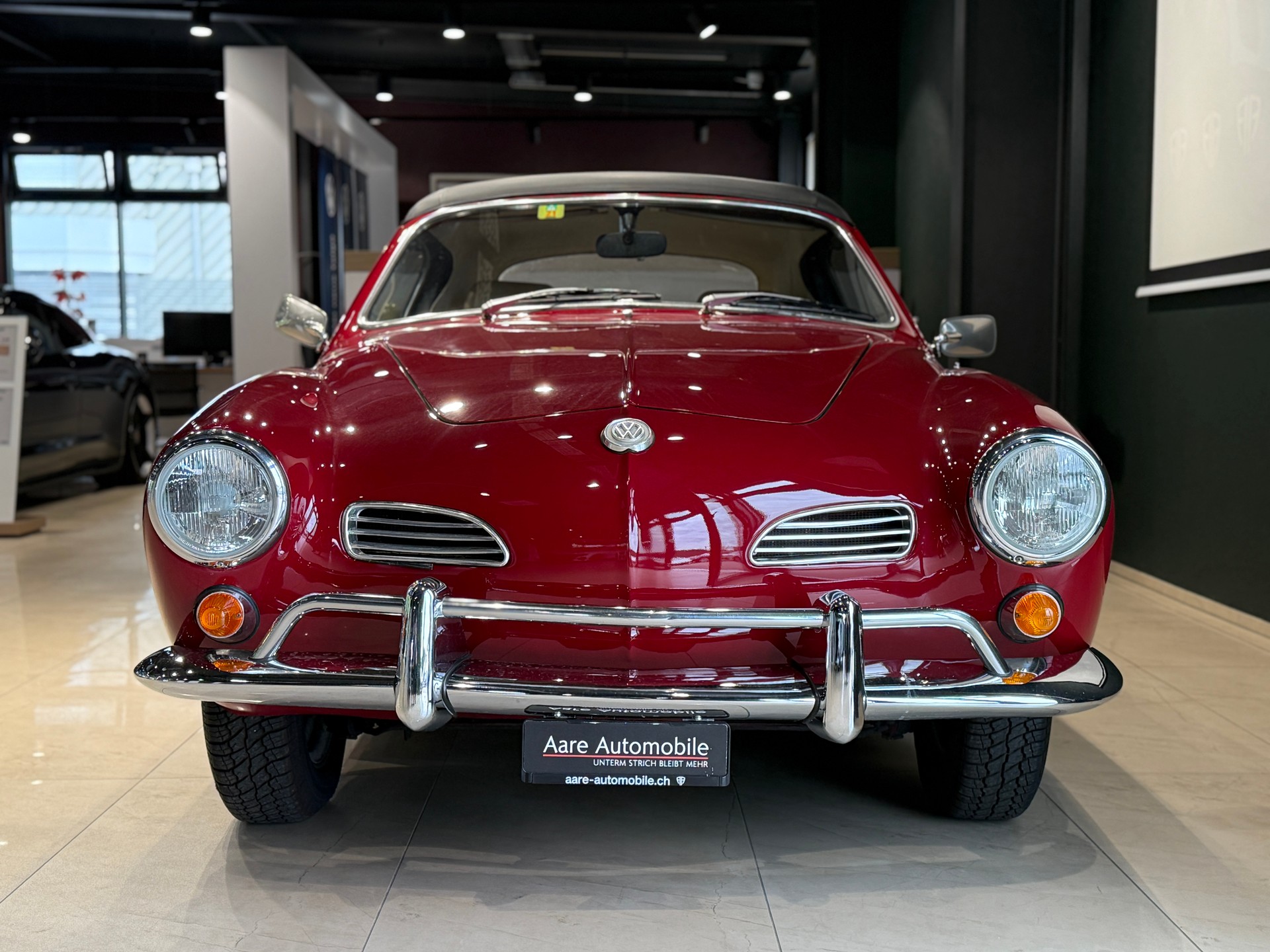 VW KARMANN-GHIA-showroom-element-2