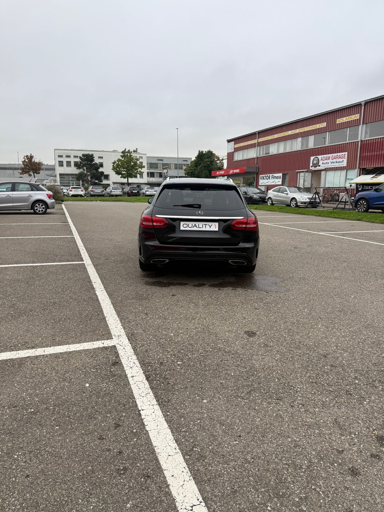 MERCEDES-BENZ C 400 AMG Line 4Matic 7G-Tronic-image-3