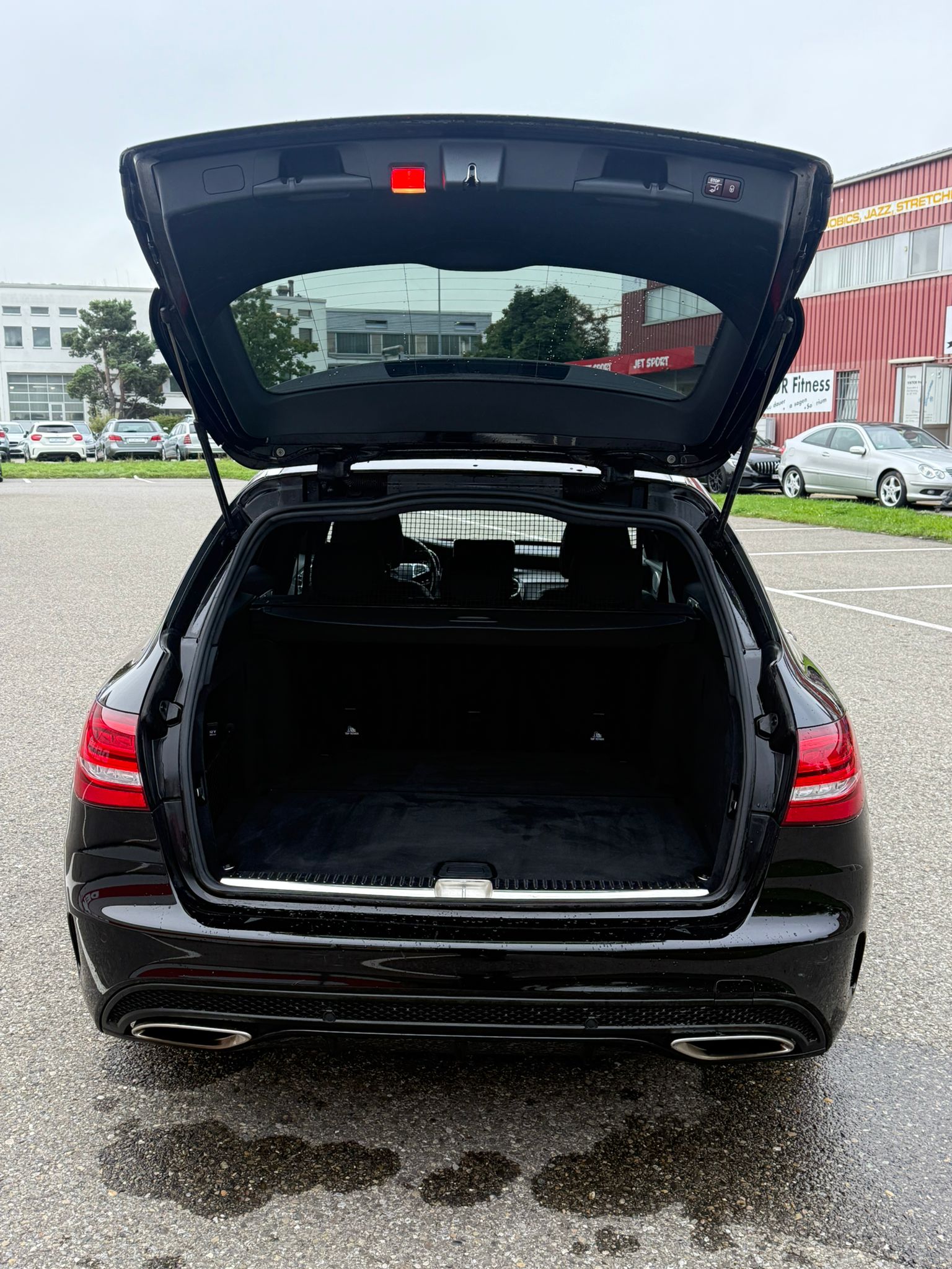 MERCEDES-BENZ C 400 AMG Line 4Matic 7G-Tronic-image-6