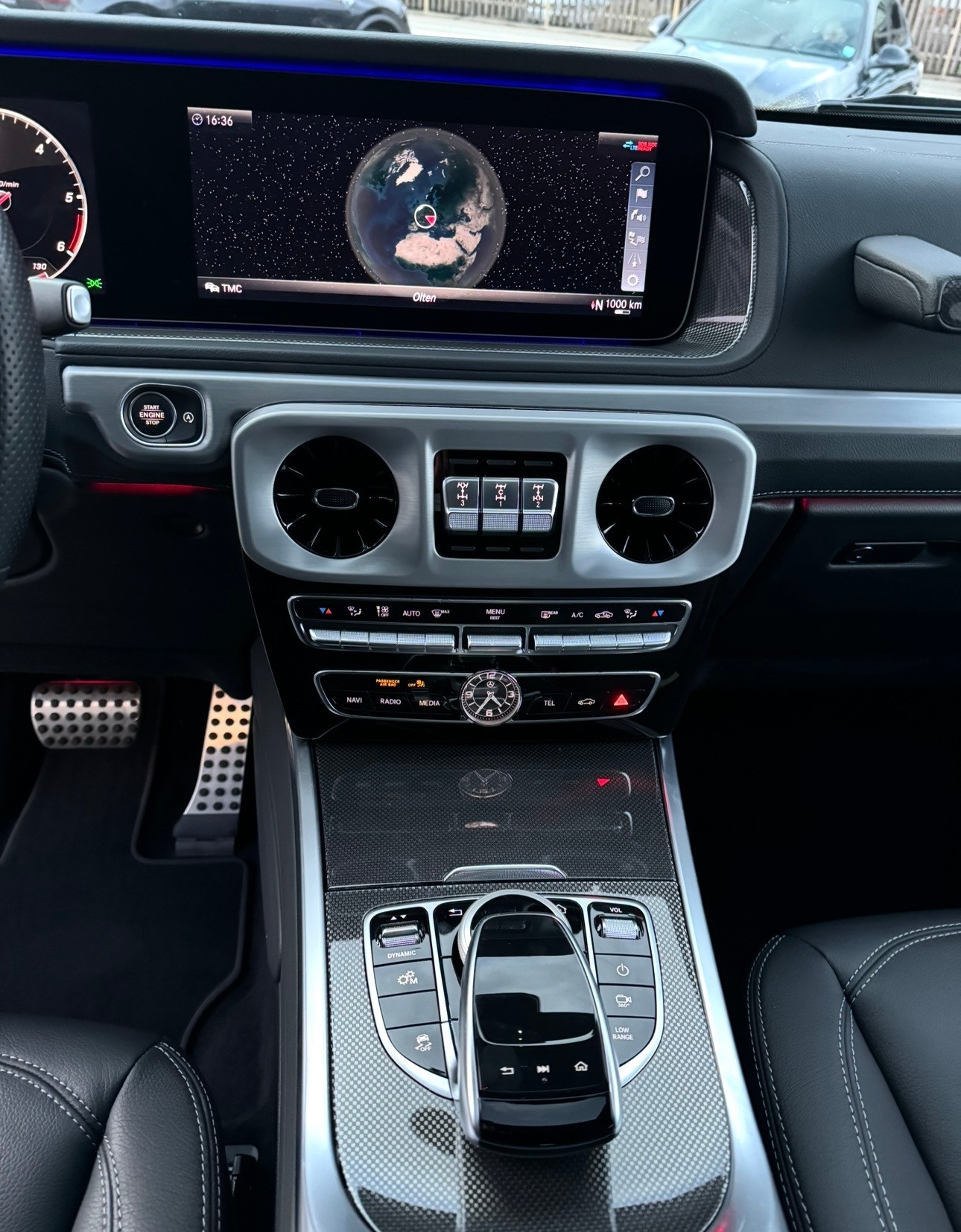 MERCEDES-BENZ G 400 d AMG Line 9G-Tronic-image-8