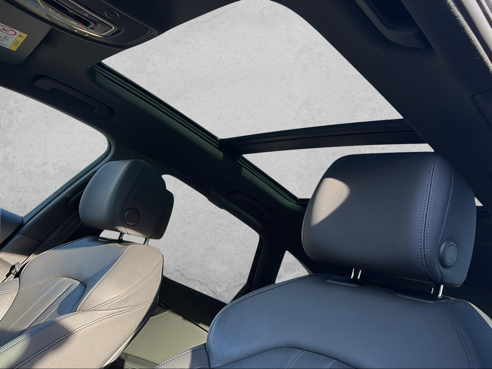 AUDI RS4 Avant quattro tiptronic-image-6