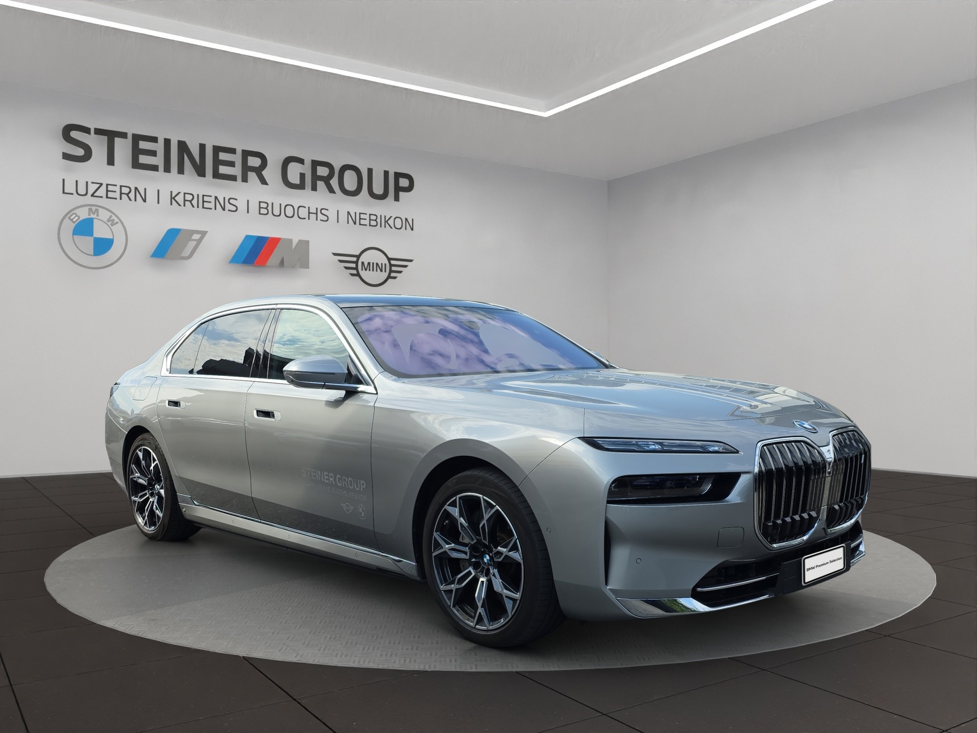 BMW i7 xDrive 60-image-7