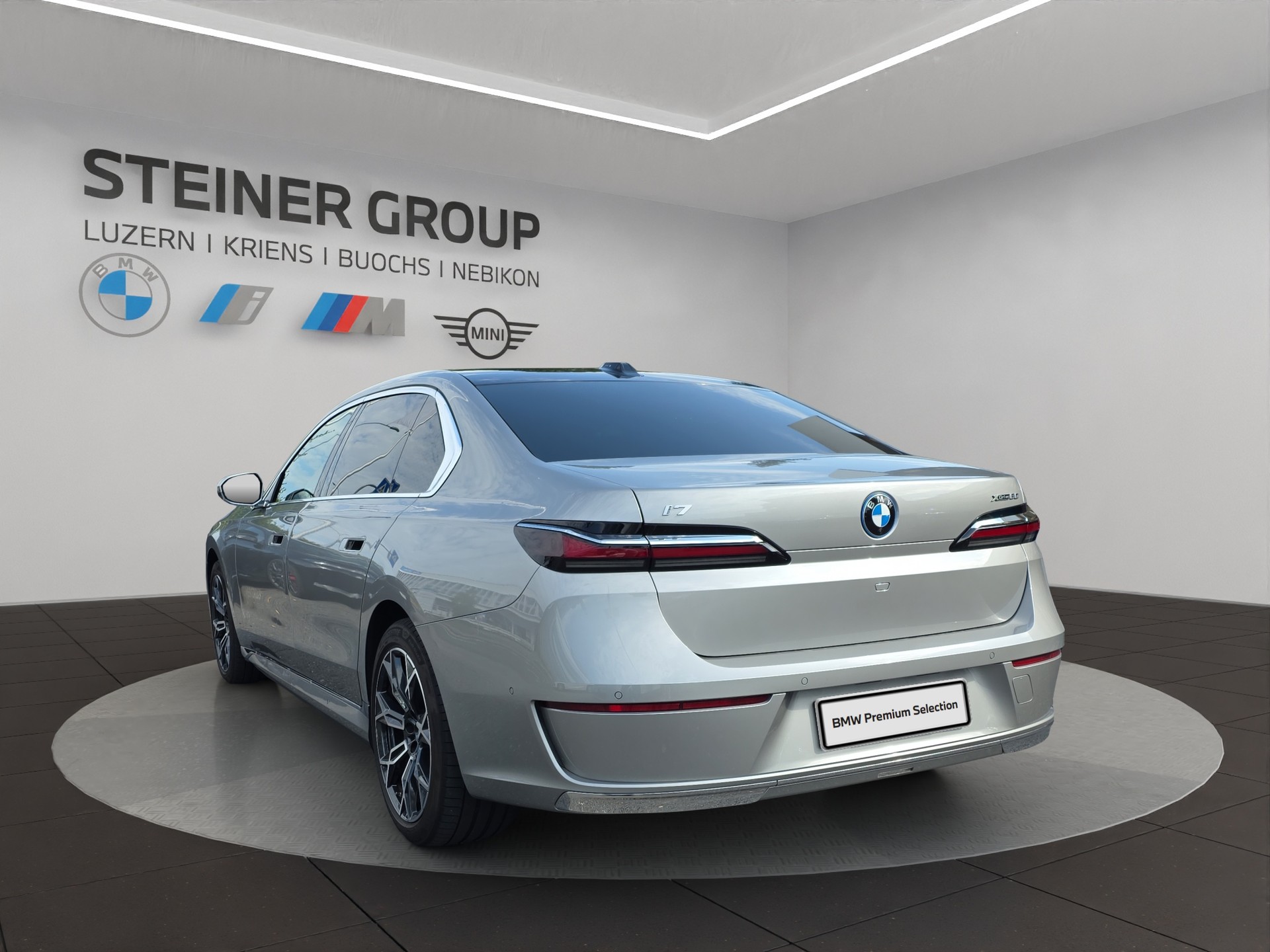 BMW i7 xDrive 60-image-5
