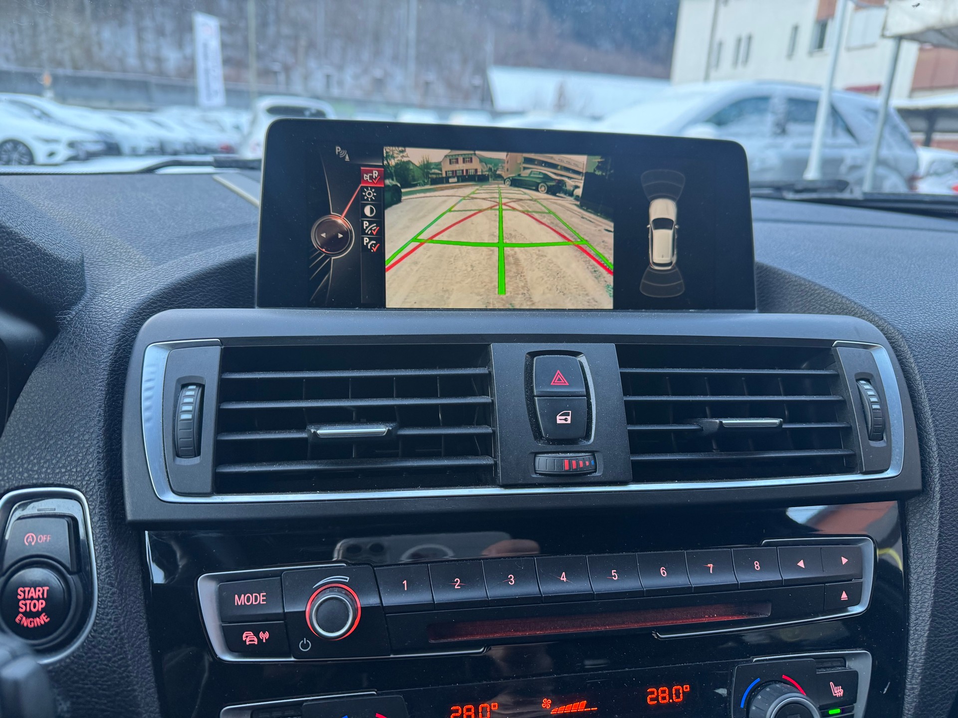 BMW M135i xDrive Steptronic-image-13