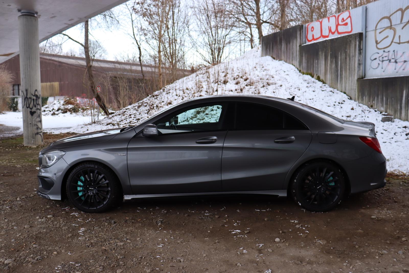 MERCEDES-BENZ CLA 45 AMG 4Matic Speedshift-image-9
