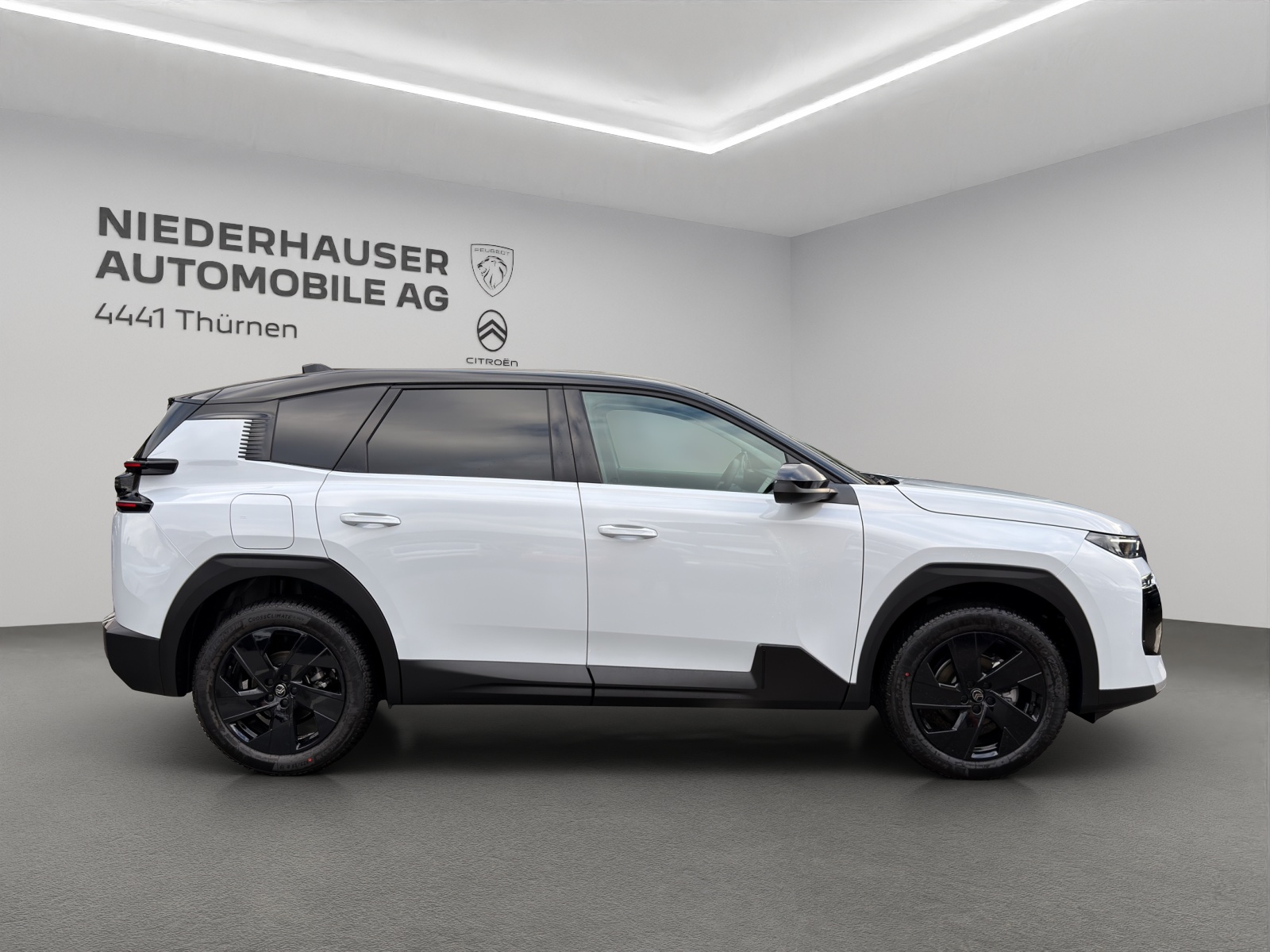 CITROEN C5 Aircross 1.2 Hybrid Plus-showroom-element-1