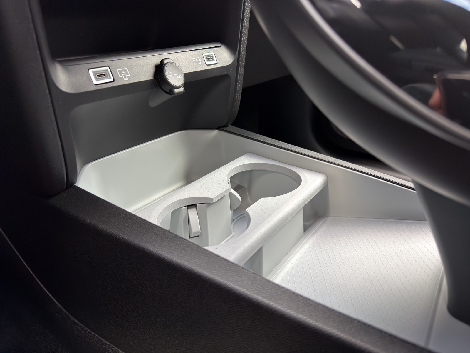 CITROEN C5 Aircross 1.2 Hybrid Plus-image-11