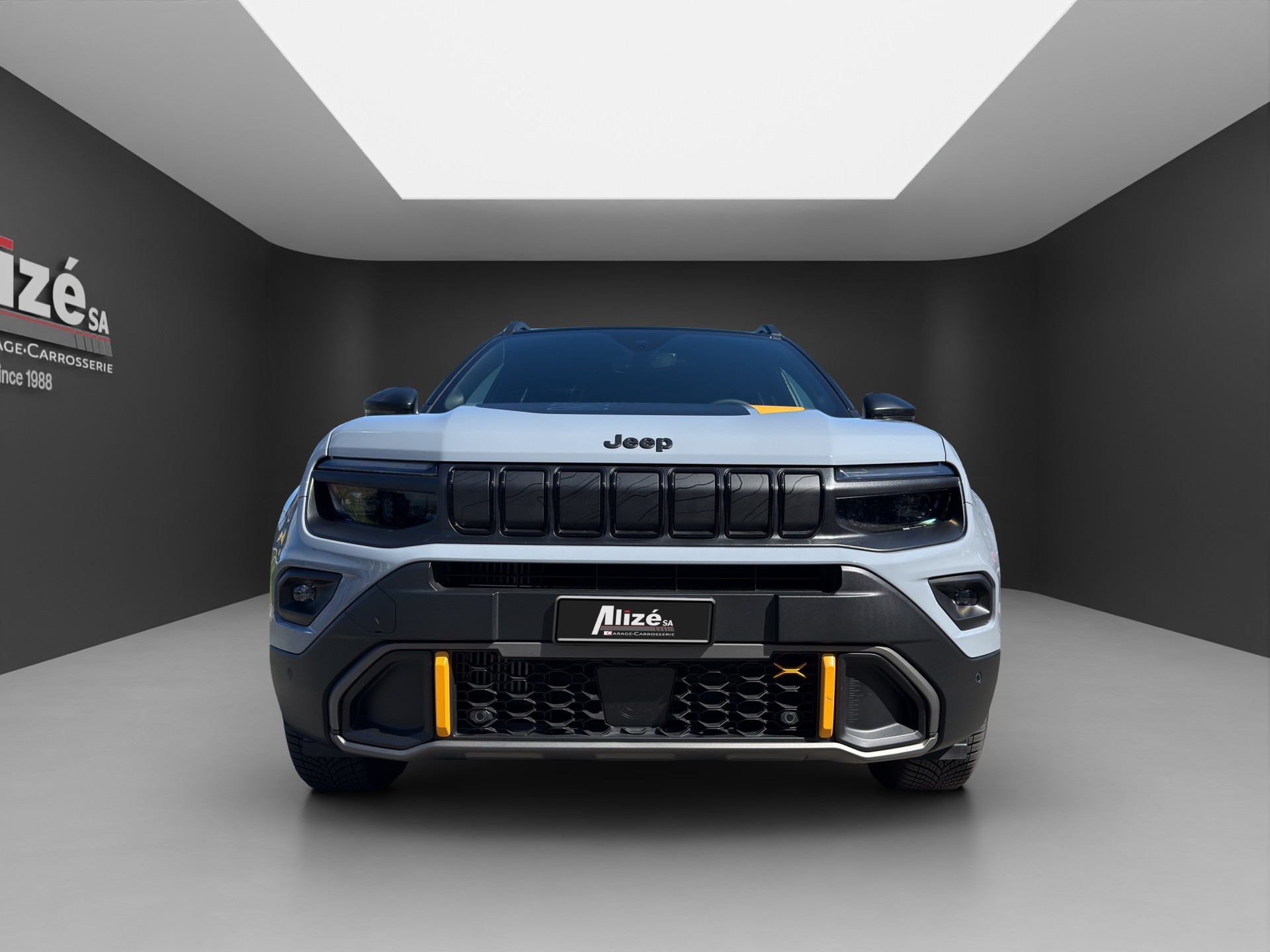 JEEP Avenger 1.2 Turbo MHEV The North Face 4xe-showroom-element-1