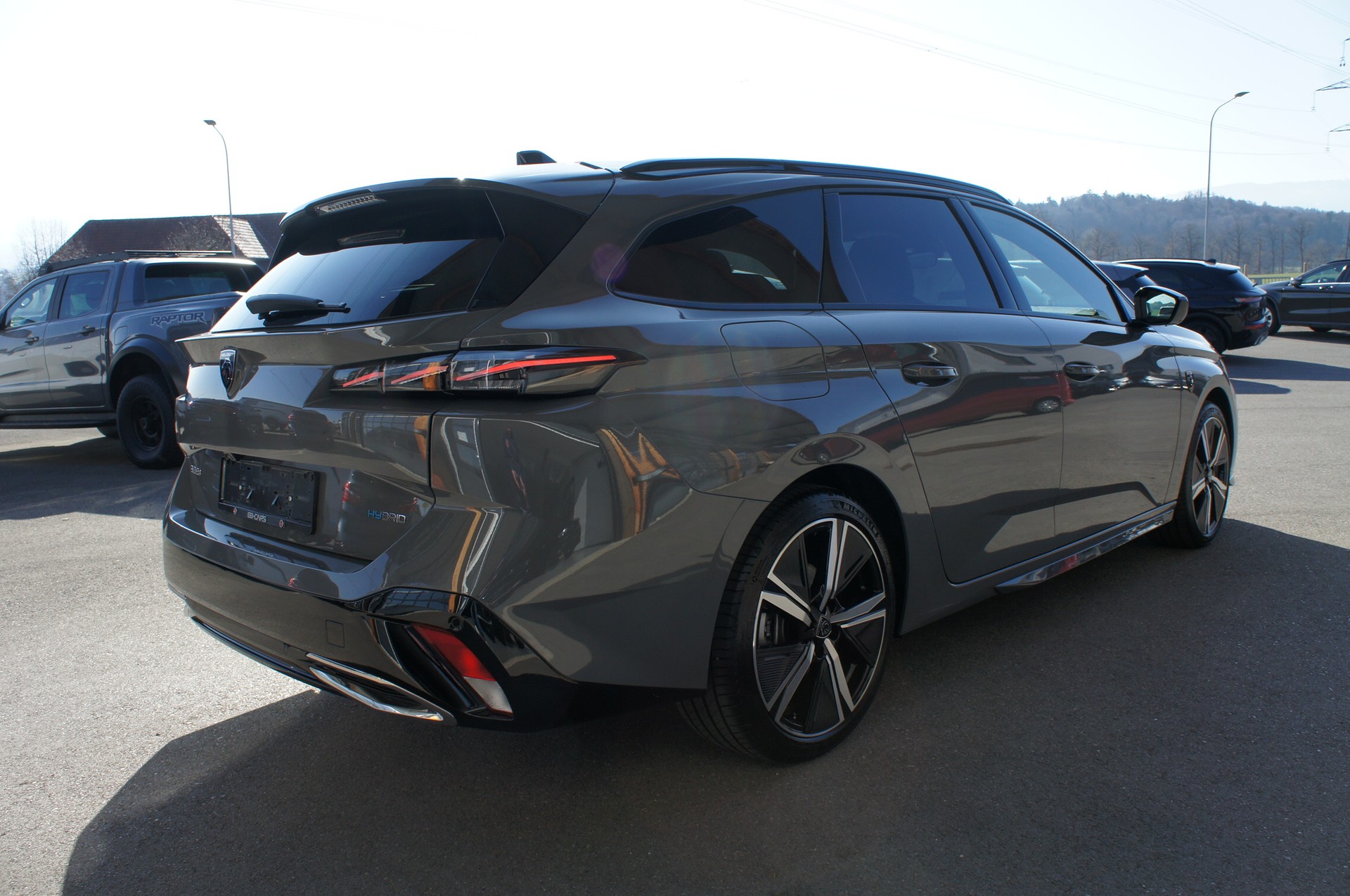 PEUGEOT 308 SW 1.6 PHEV 180 GT-image-4