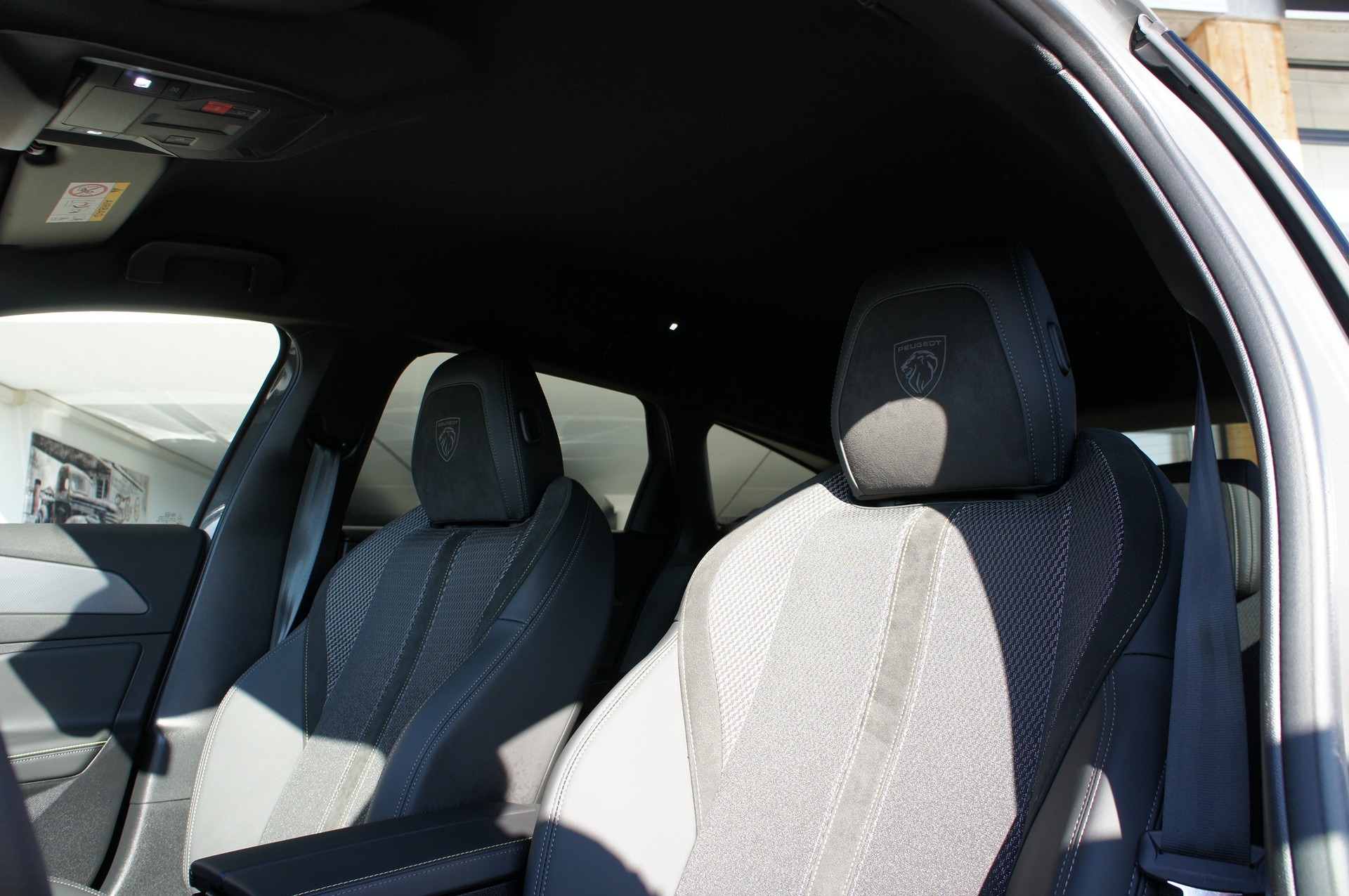 PEUGEOT 308 SW 1.6 PHEV 180 GT-image-15