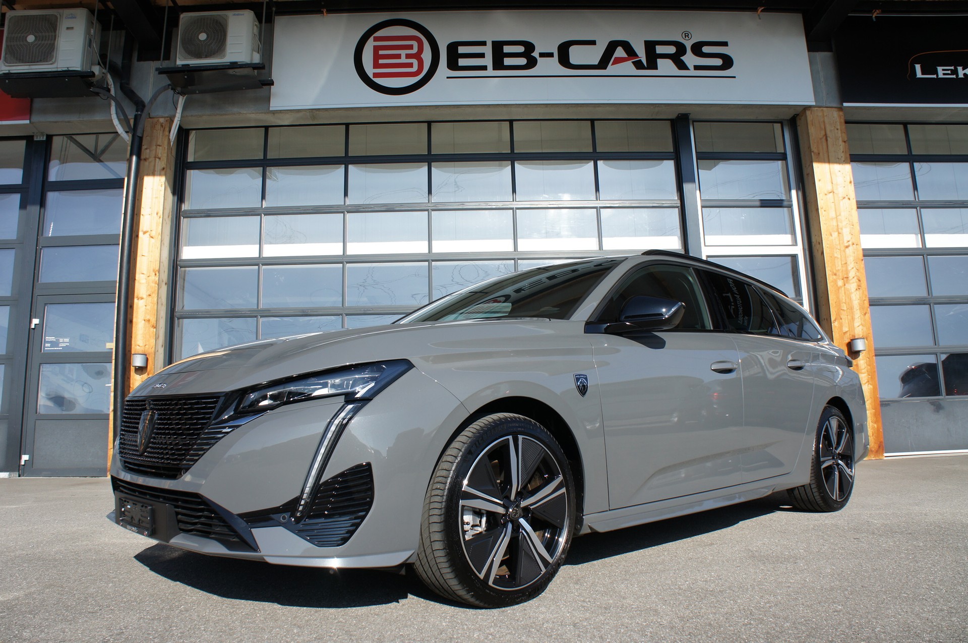 PEUGEOT 308 SW 1.6 PHEV 180 GT