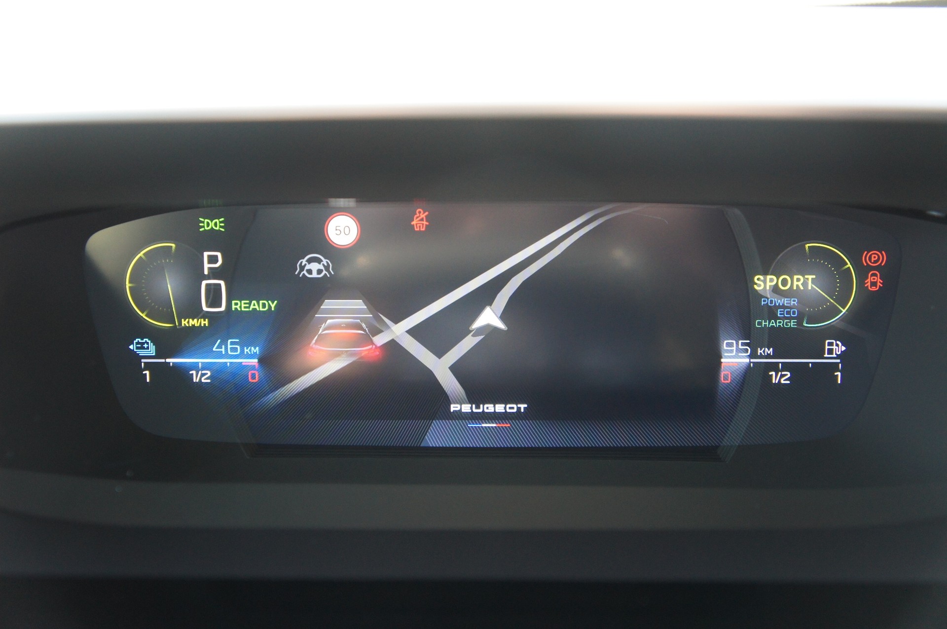 PEUGEOT 308 SW 1.6 PHEV 180 GT-image-24