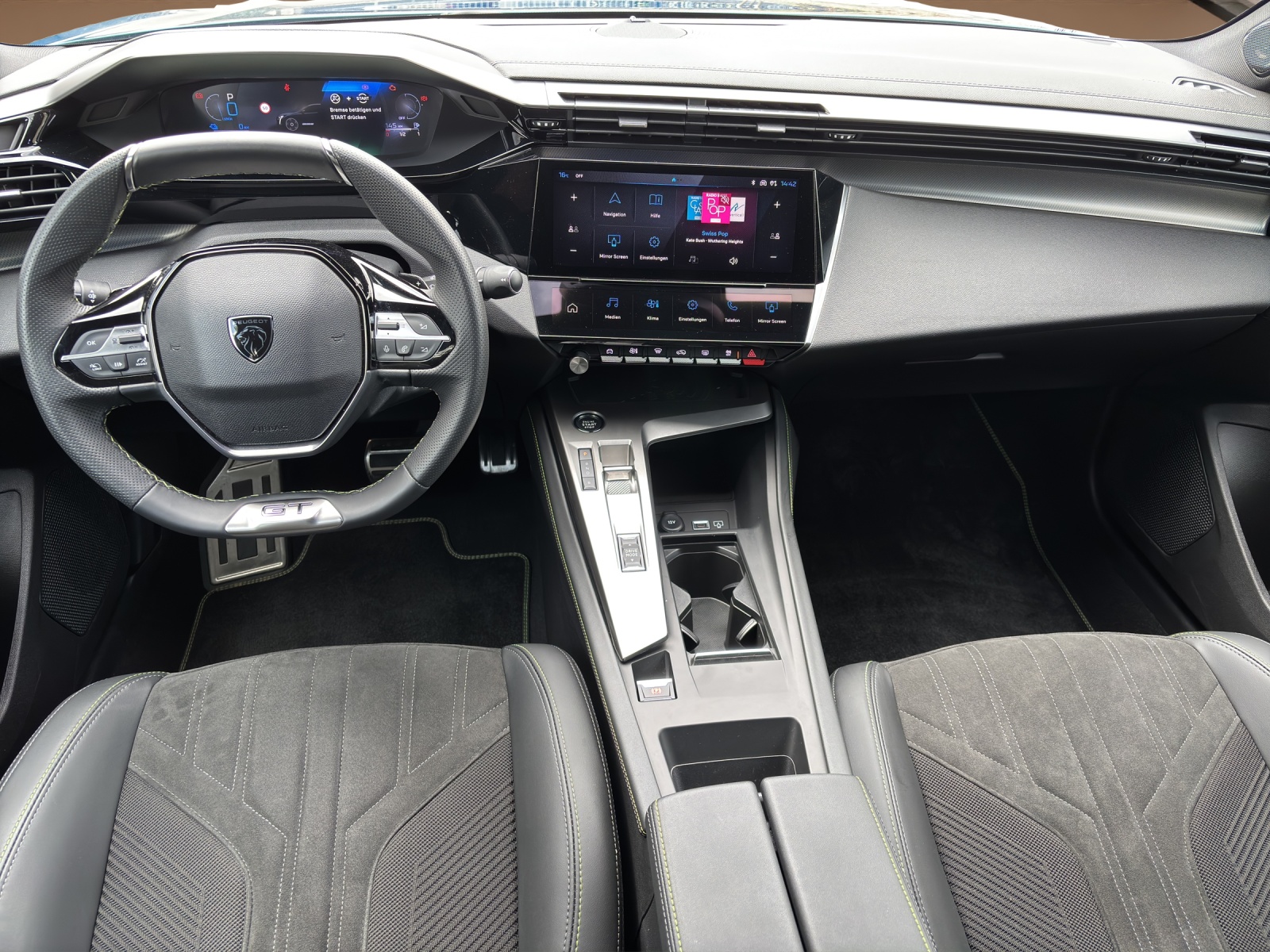 PEUGEOT 408 1.6 PHEV 180 GT-image-9