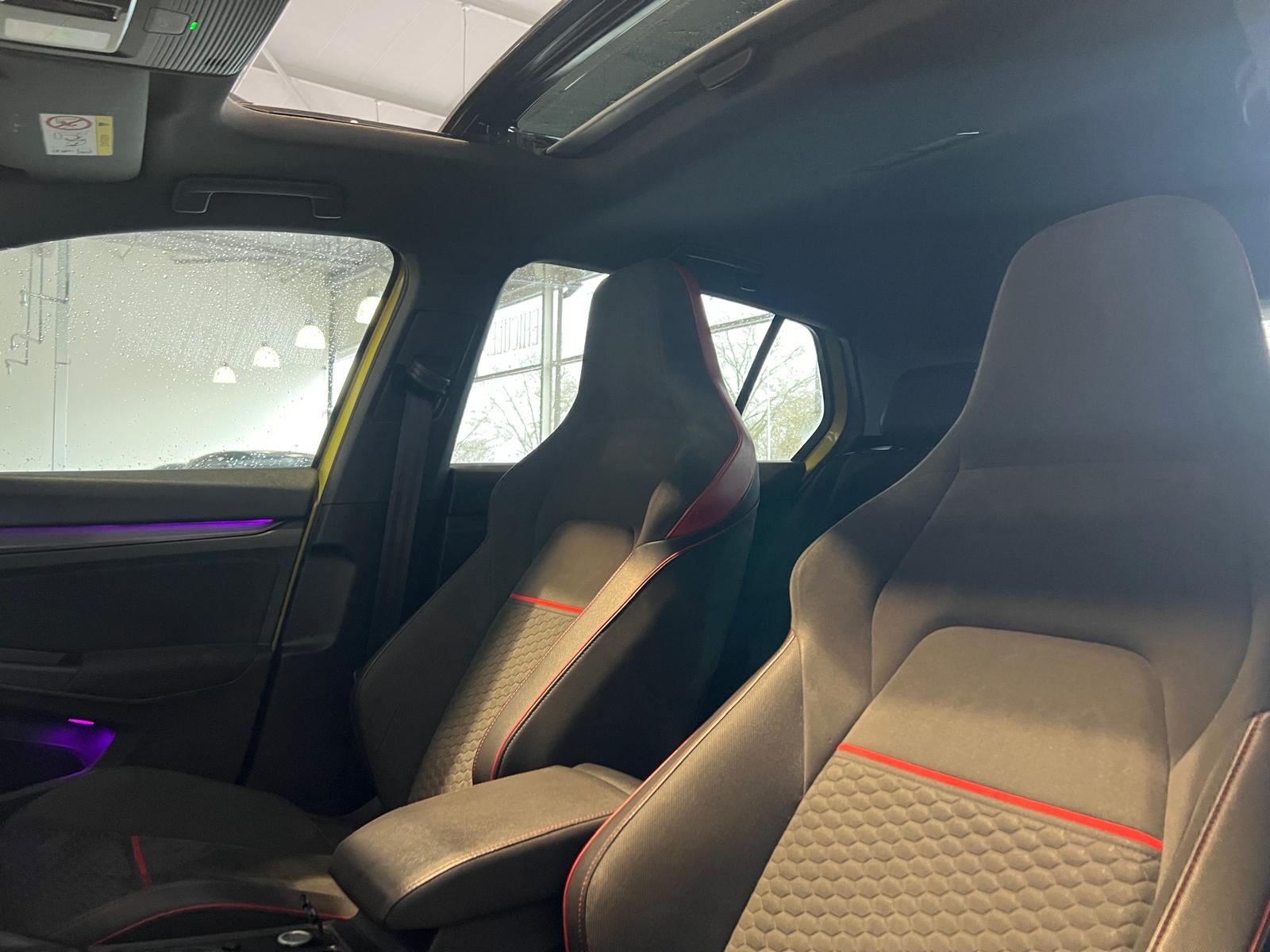 VW Golf 2.0 TSI GTI Clubsport 45 DSG-image-19