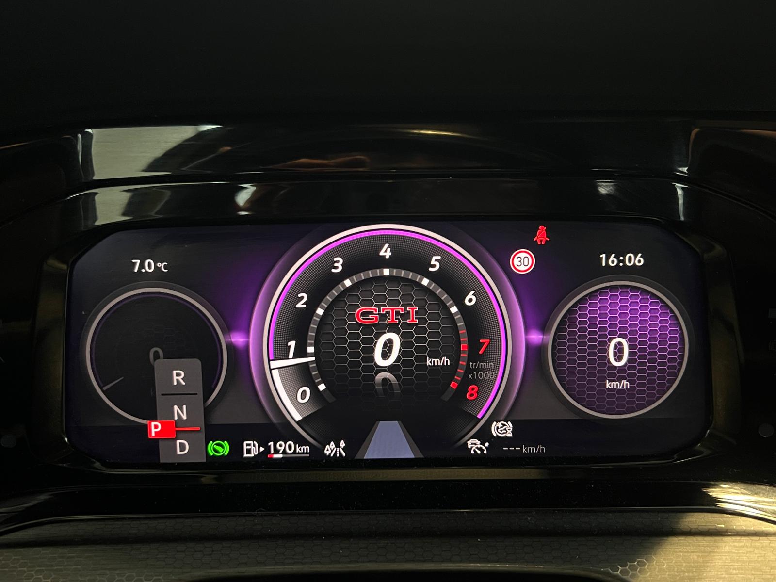 VW Golf 2.0 TSI GTI Clubsport 45 DSG-image-14