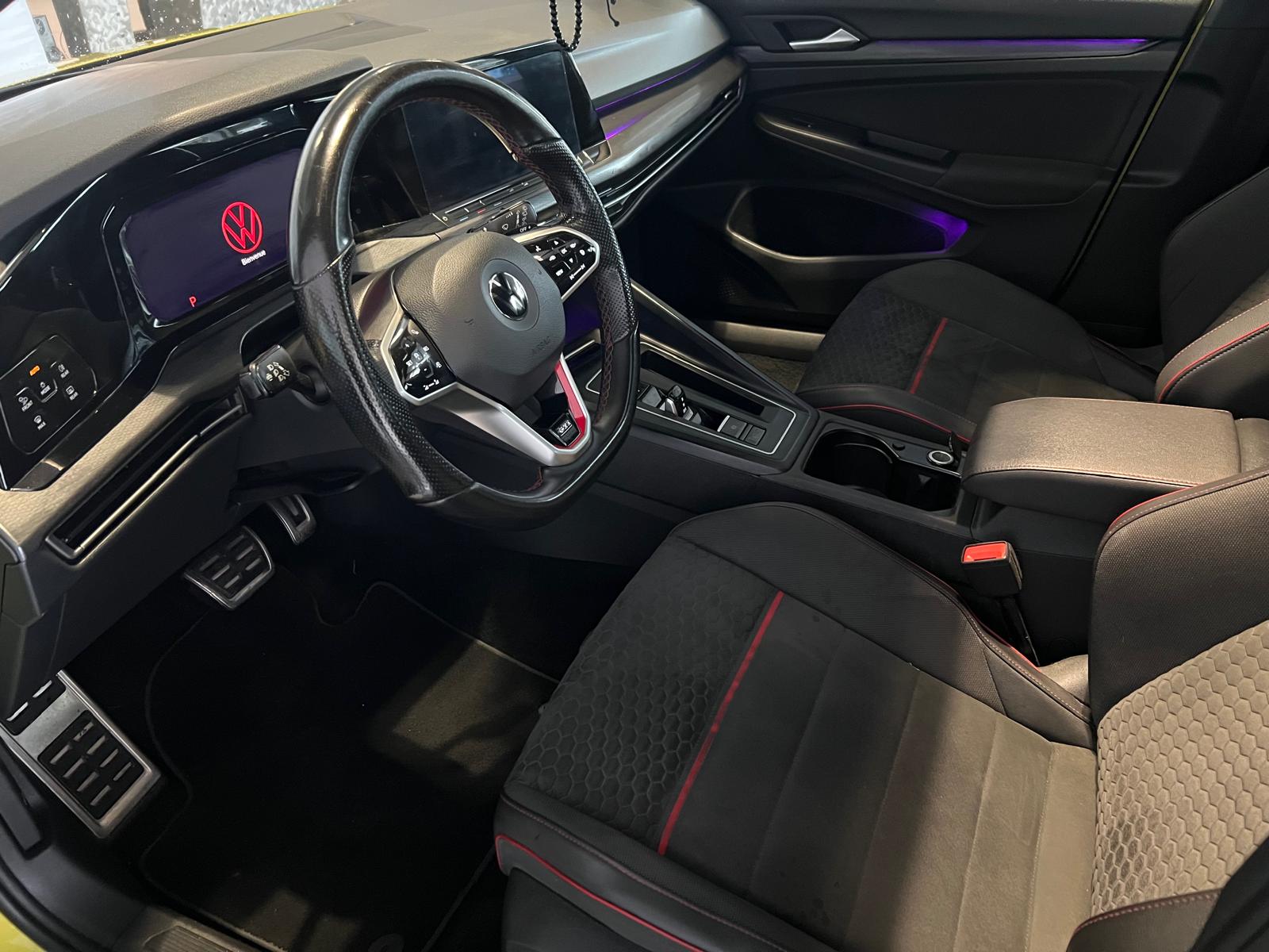 VW Golf 2.0 TSI GTI Clubsport 45 DSG-image-15
