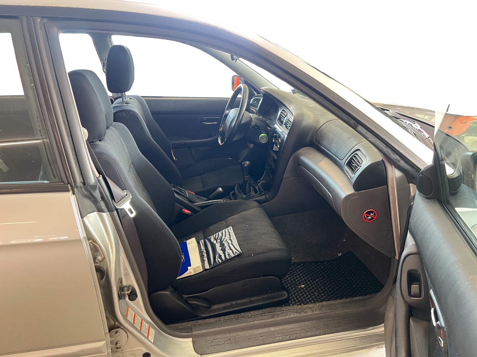 SUBARU Legacy 2.0 Swiss Snow-image-5