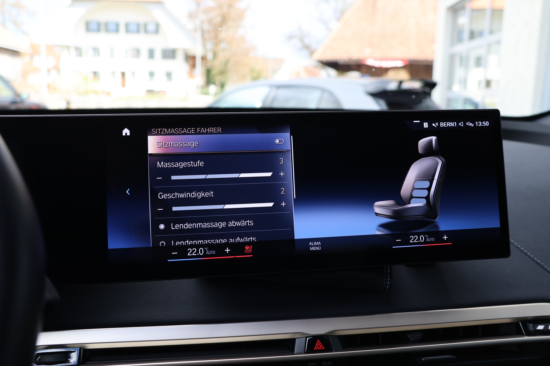 BMW iX xDrive40 Launch Edition (CH)-image-24