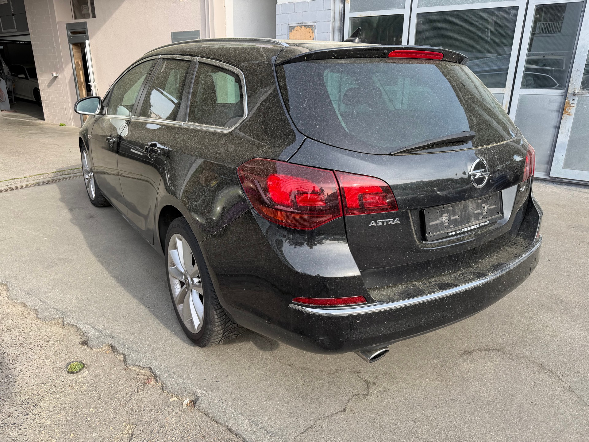 OPEL ASTRA-image-4