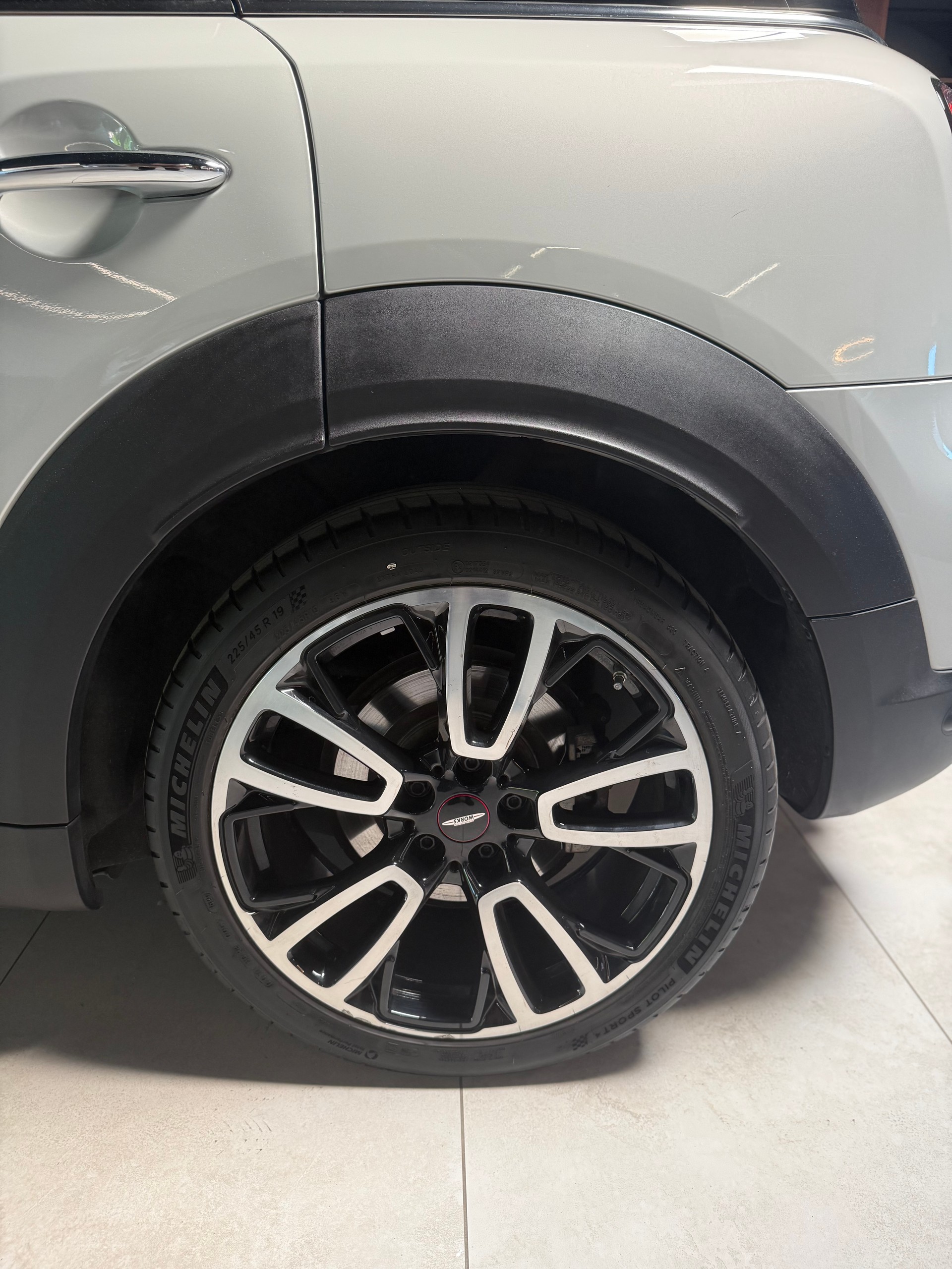 MINI Countryman Cooper SE ALL4 PHEV Steptronic-image-4