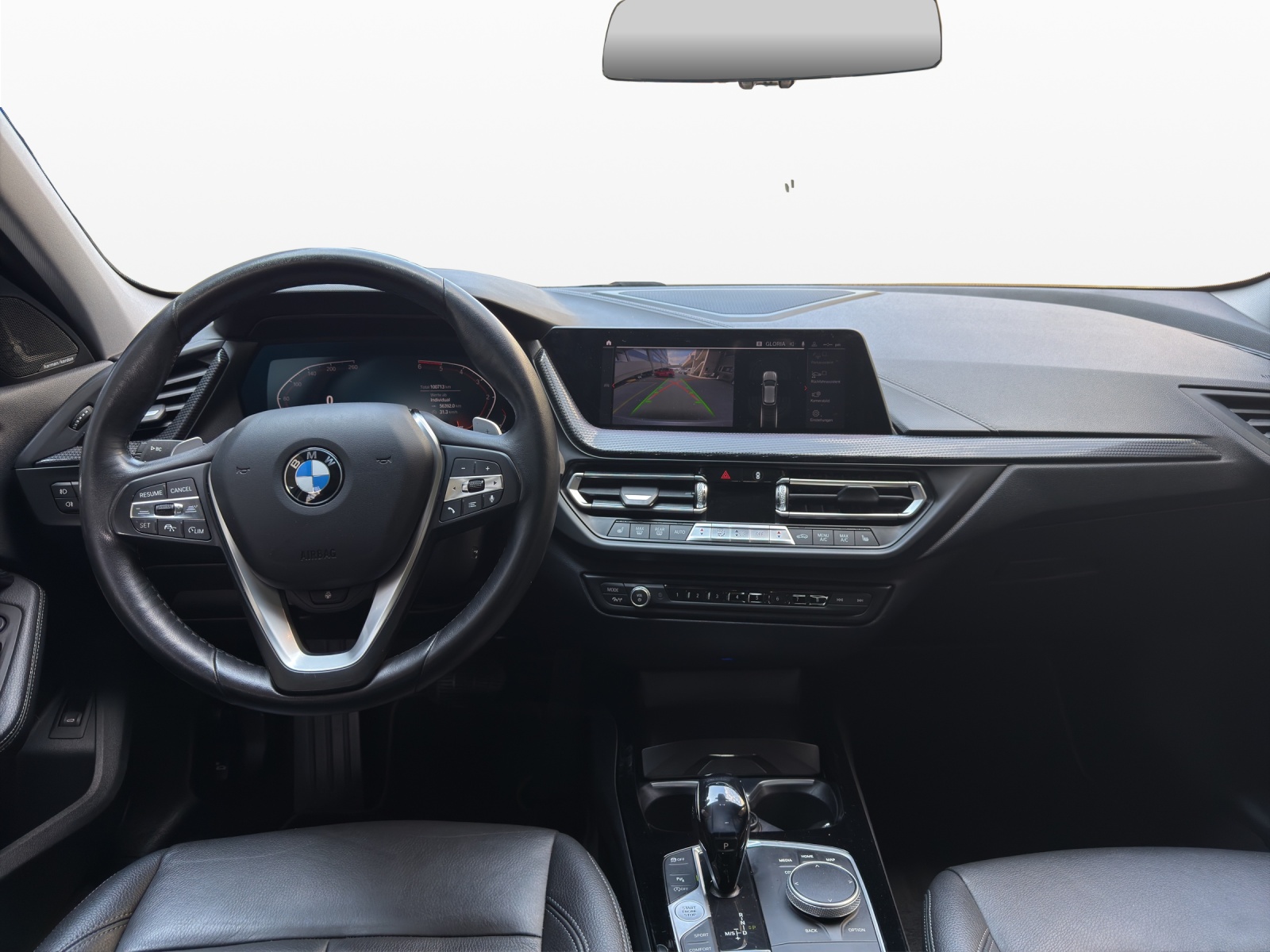 BMW 120d xDrive Steptronic Luxury Line-image-11
