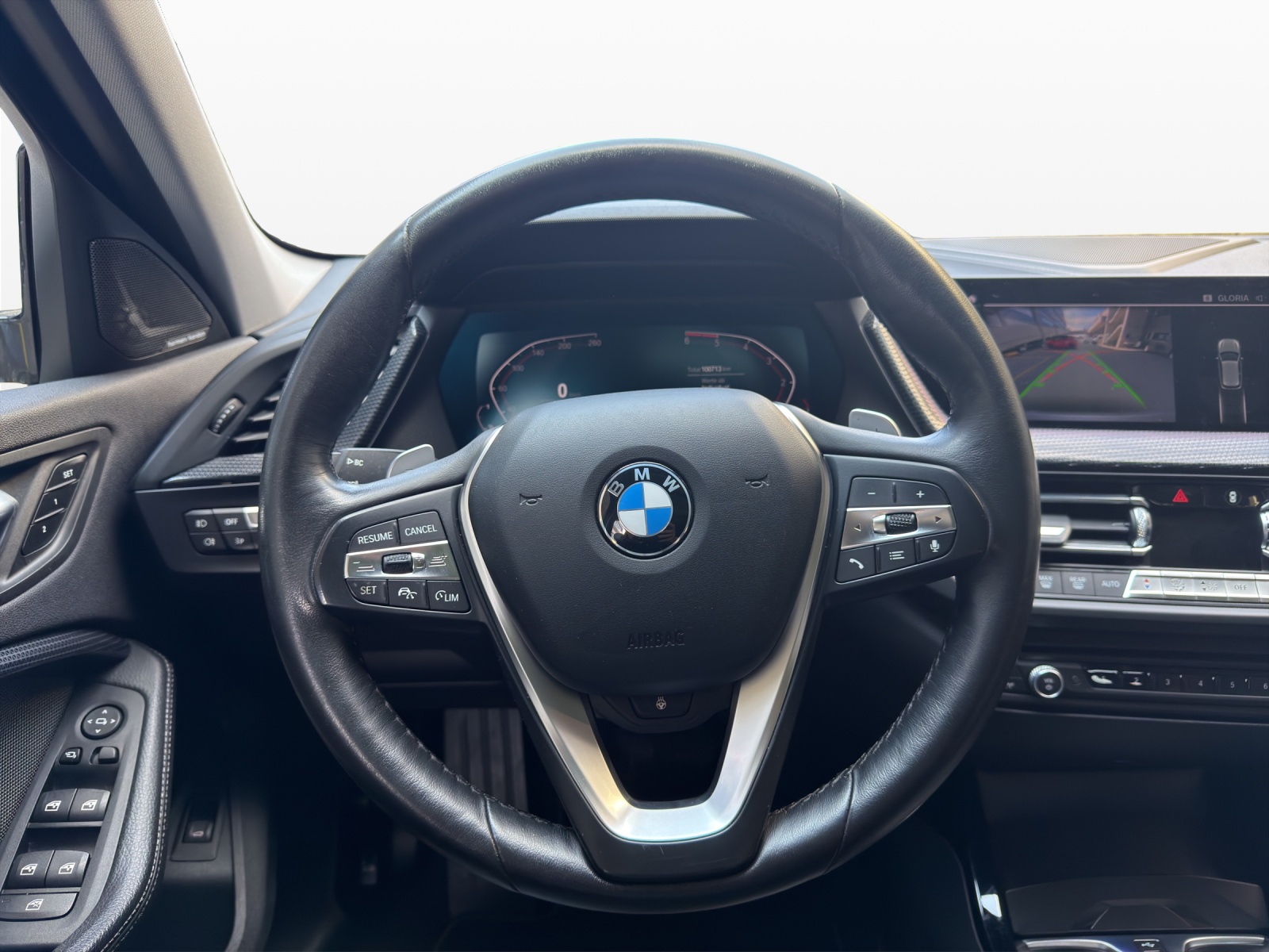 BMW 120d xDrive Steptronic Luxury Line-image-10