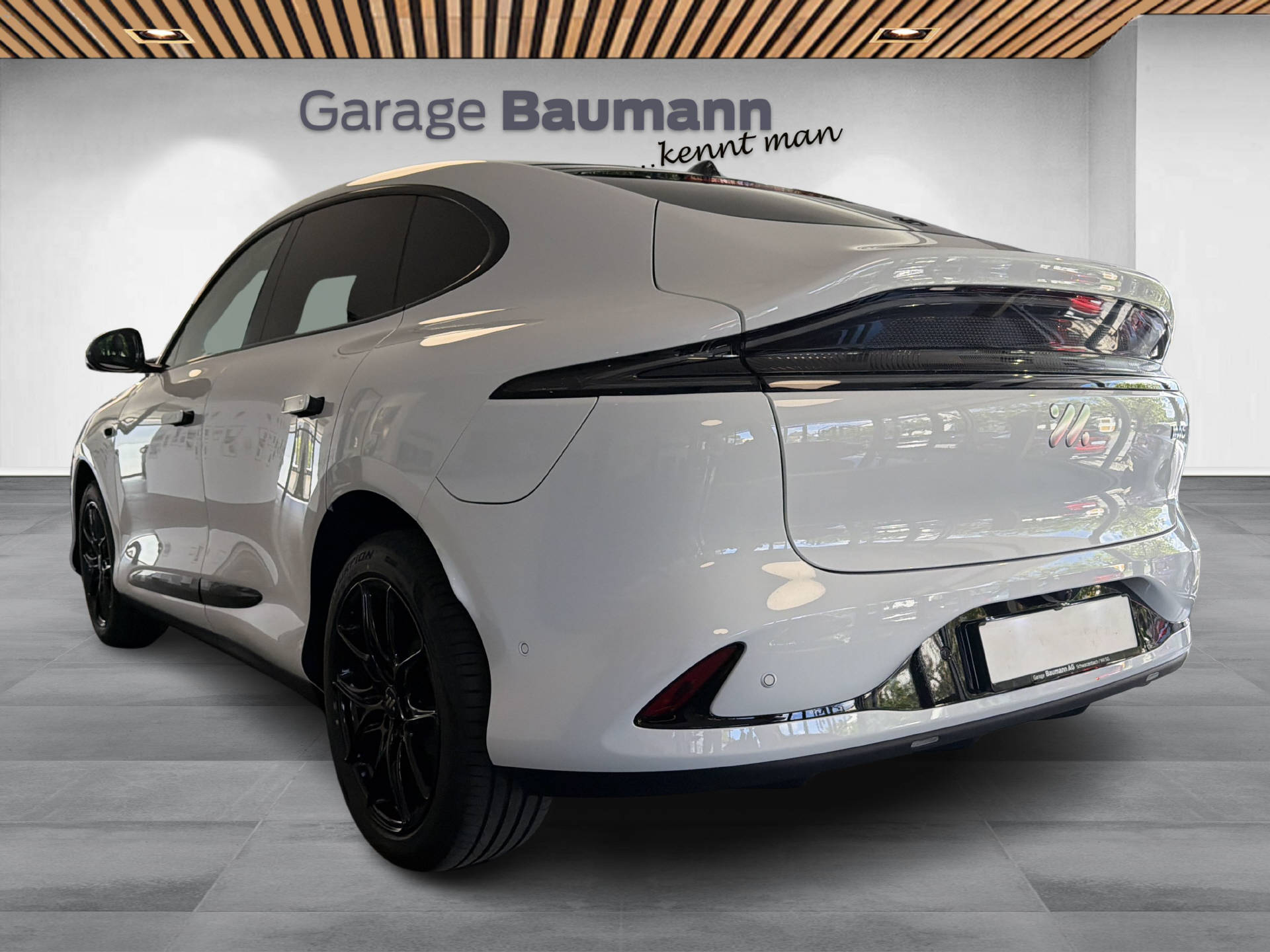 MG IM6 100 kWh Performance 4WD-showroom-element-3