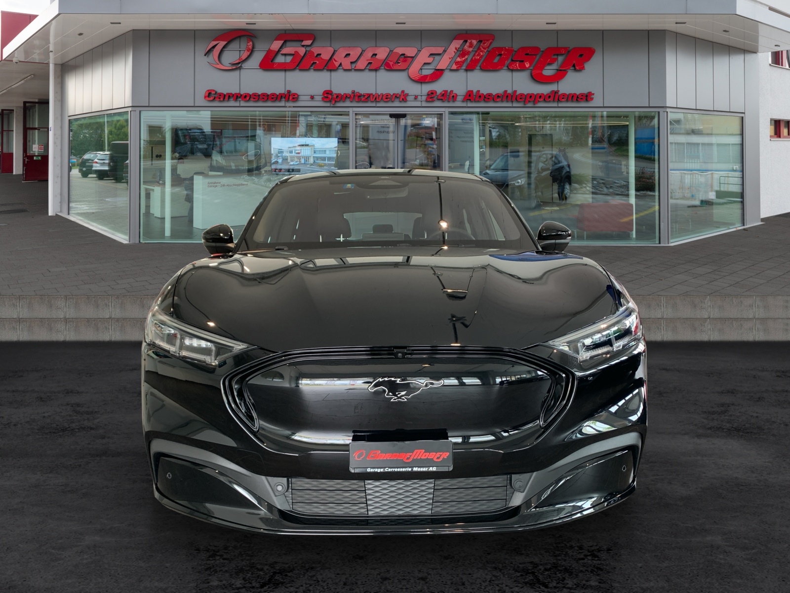 FORD Mustang Mach-E Premium AWD-image-1